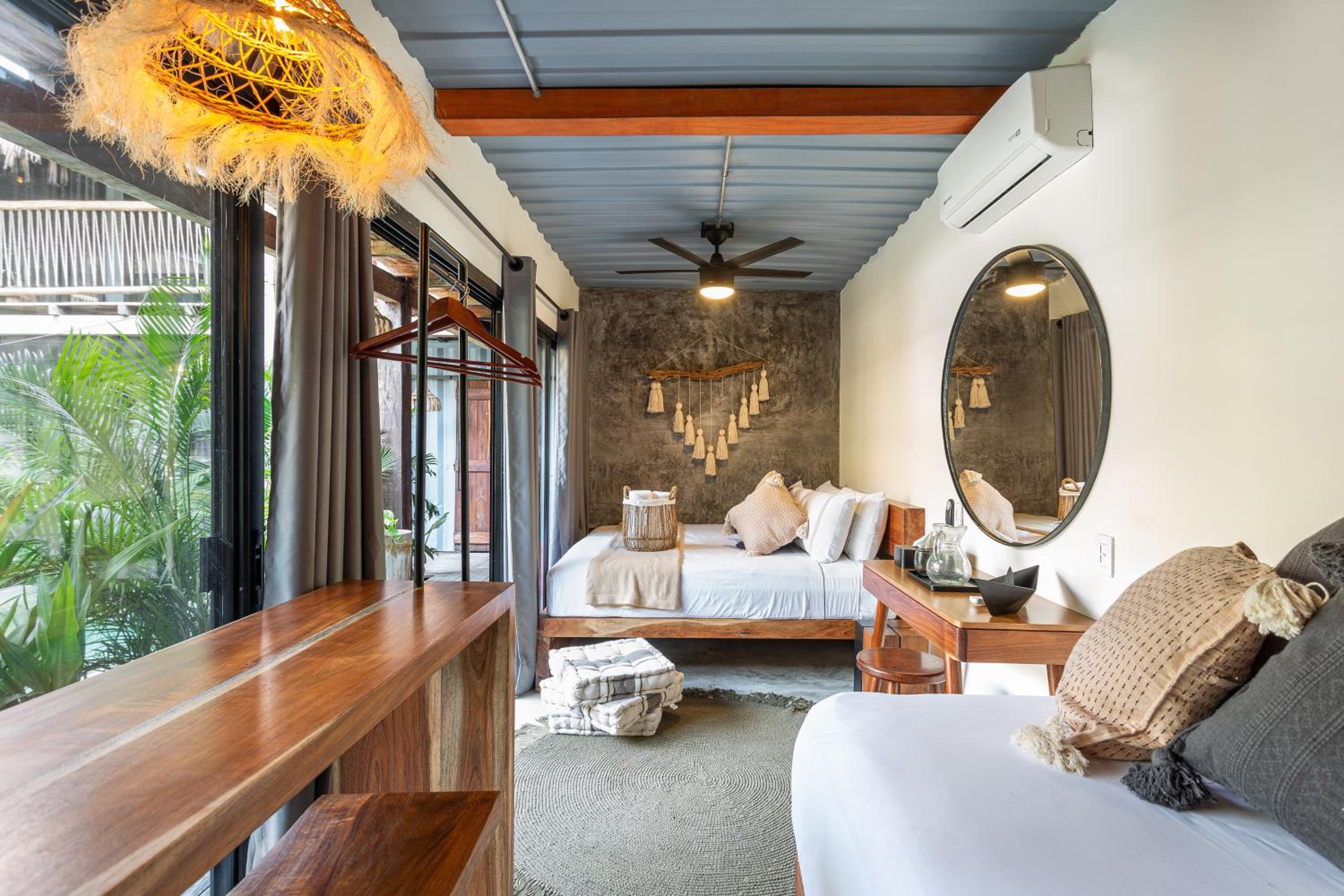 Meteora Stay & Coffeehouse Tulum view 2