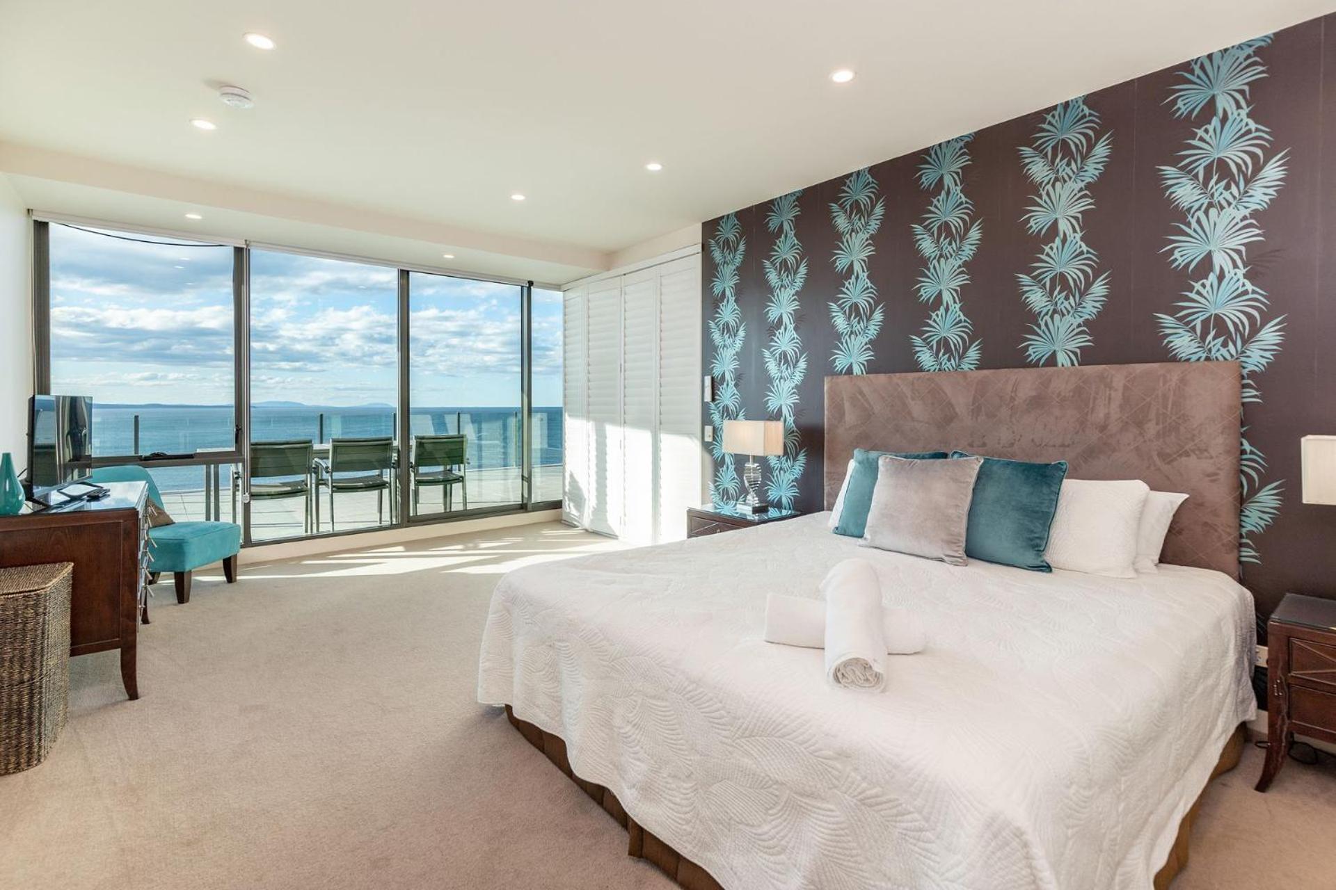 Strand Beachside 1003 Penthouse