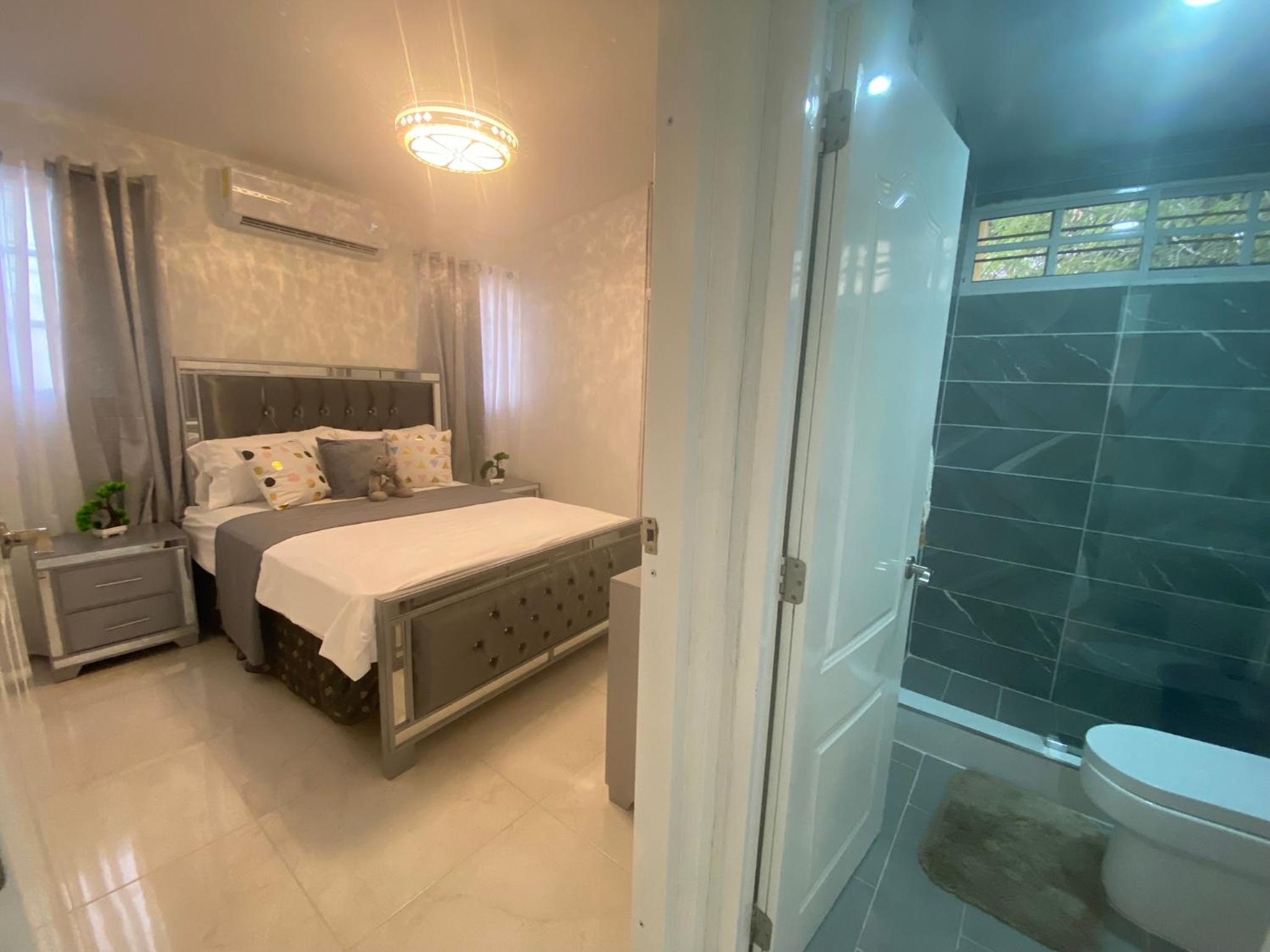 7 SANTIAGO MONUMENTAL AREA LOVELY SPECIALLY 4 YOU - Cozy3 bedrooms WIFI- Caribe tours - Colinas Mall and transportation 24 hours Apartment for 7 peoples