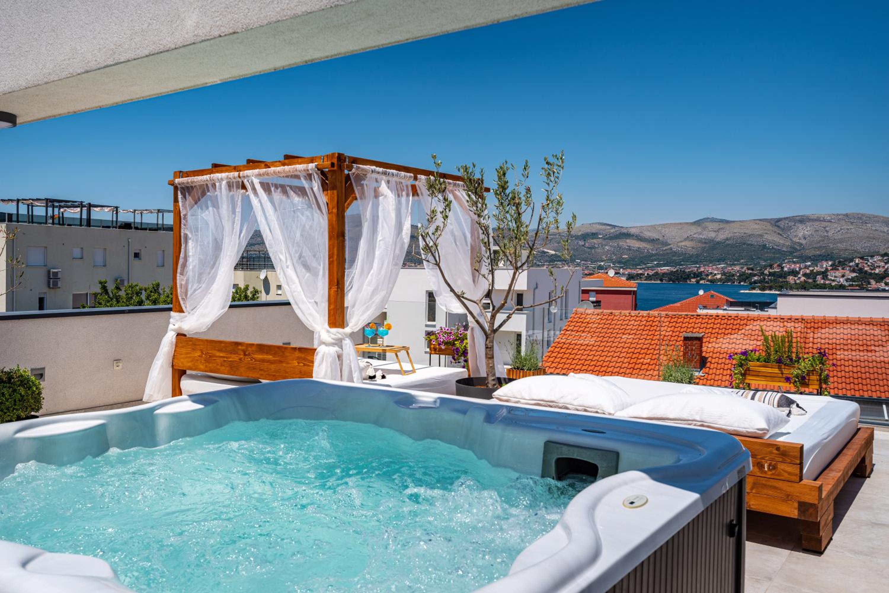 Hotel Rooftop Spa