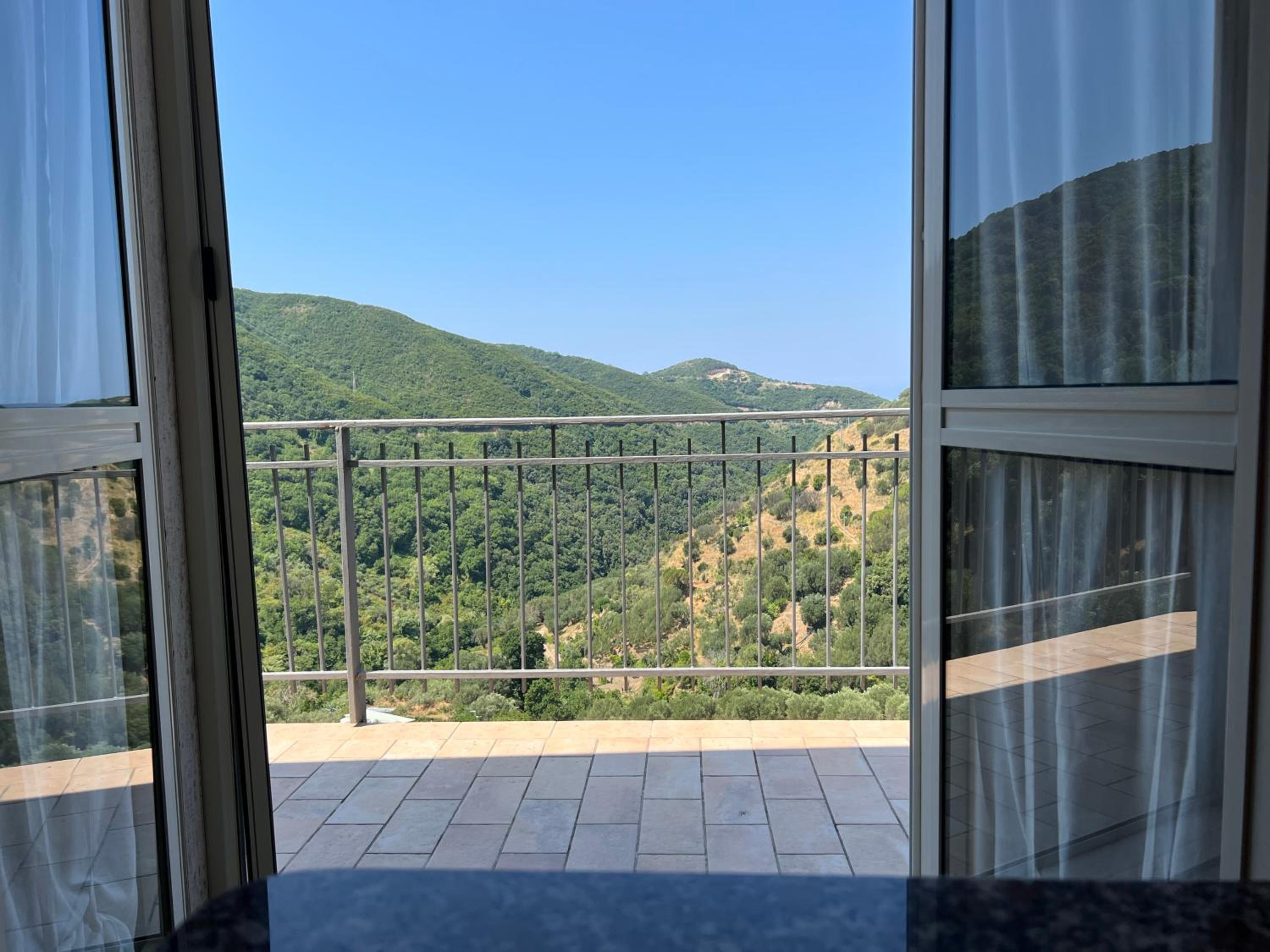 Cerasa view 4