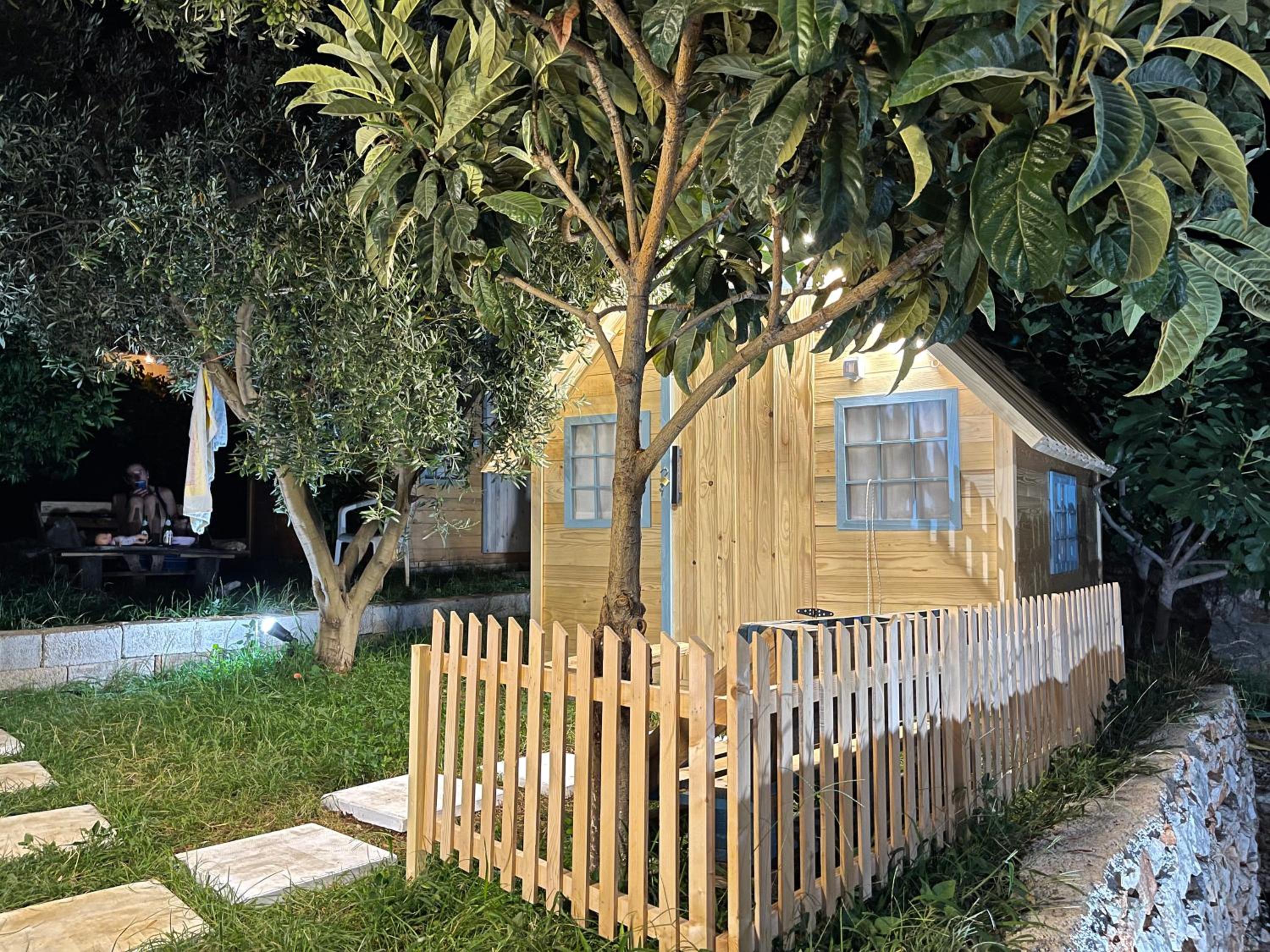 Camping Albania-Secret Village Den