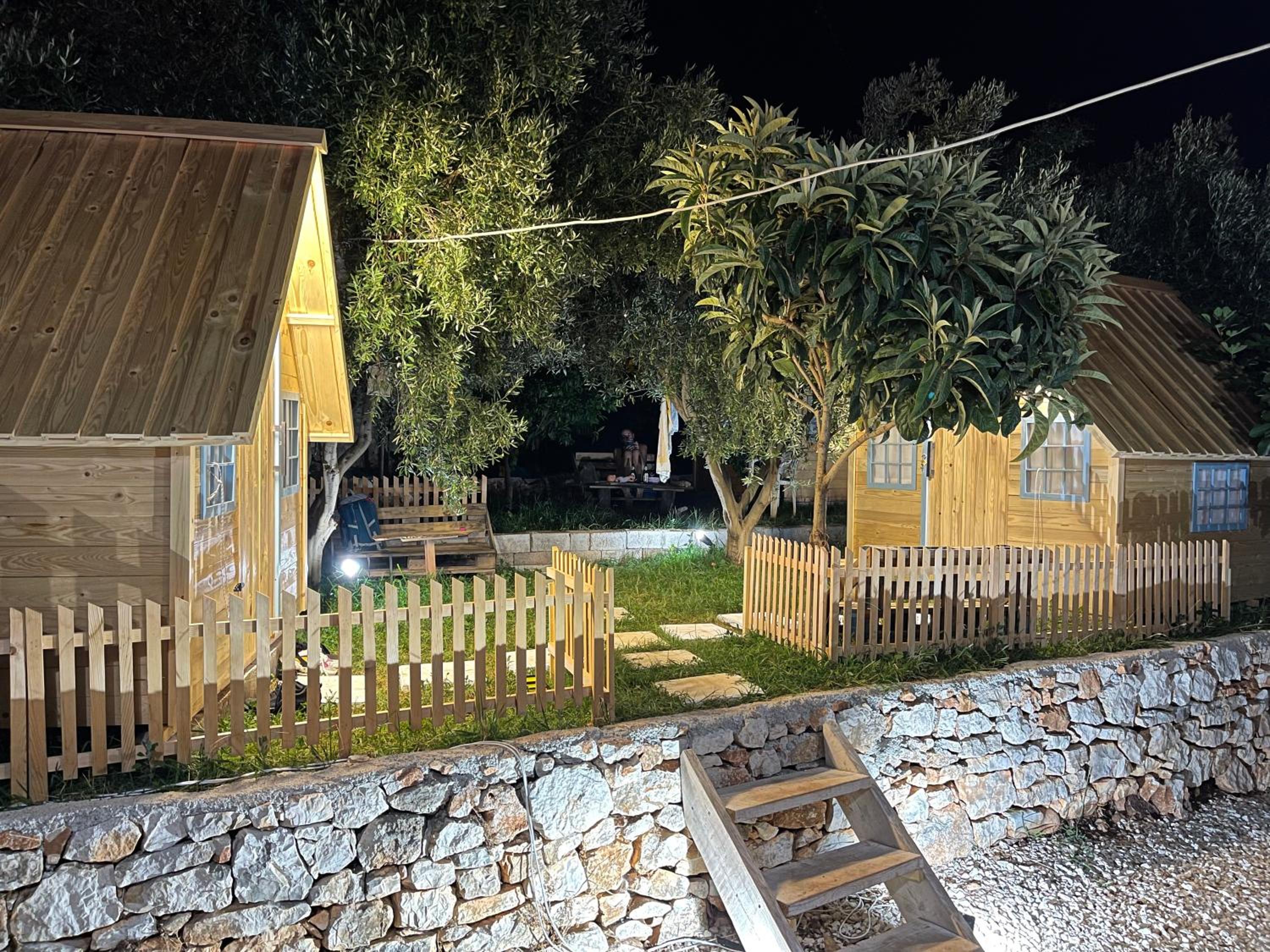 Camping Albania-Secret Village Den