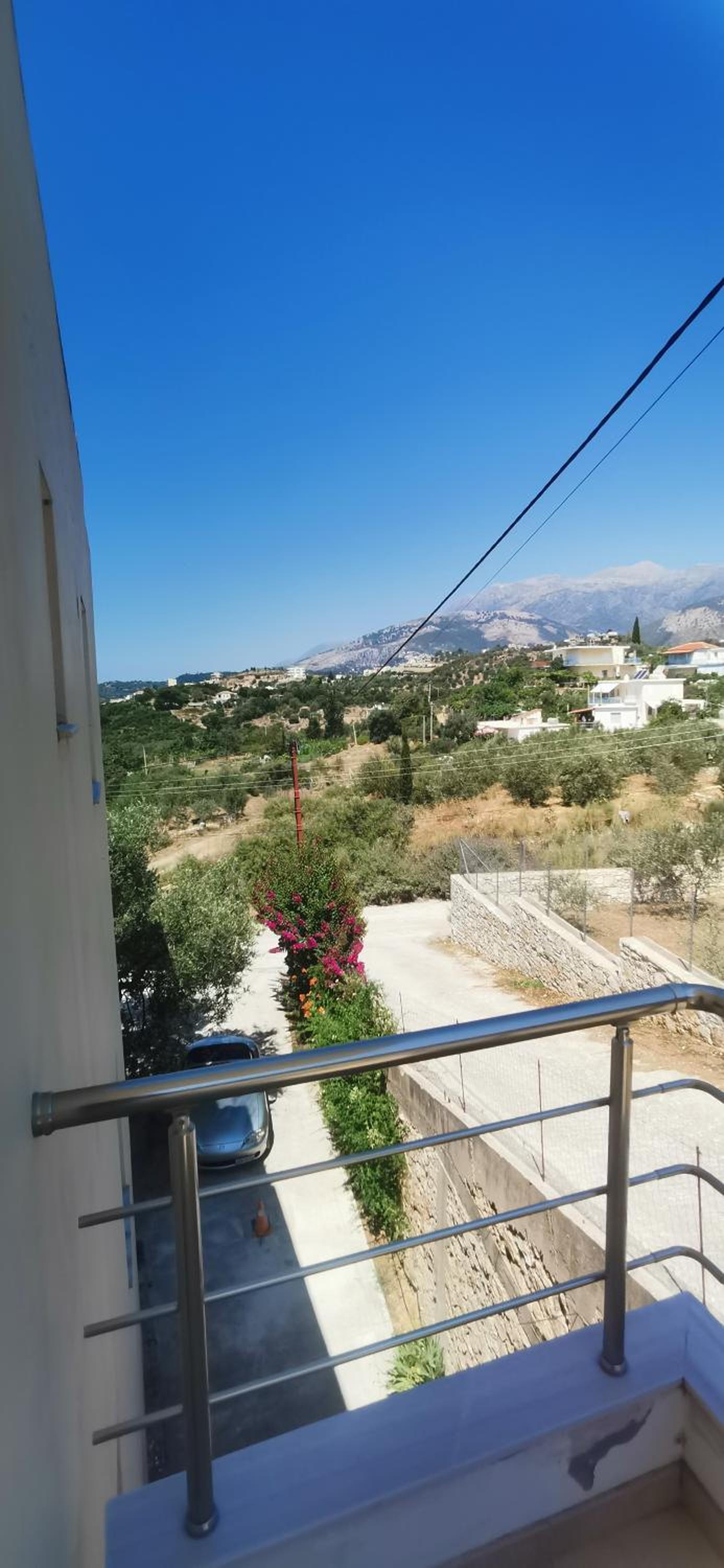 Apollon's Apartments