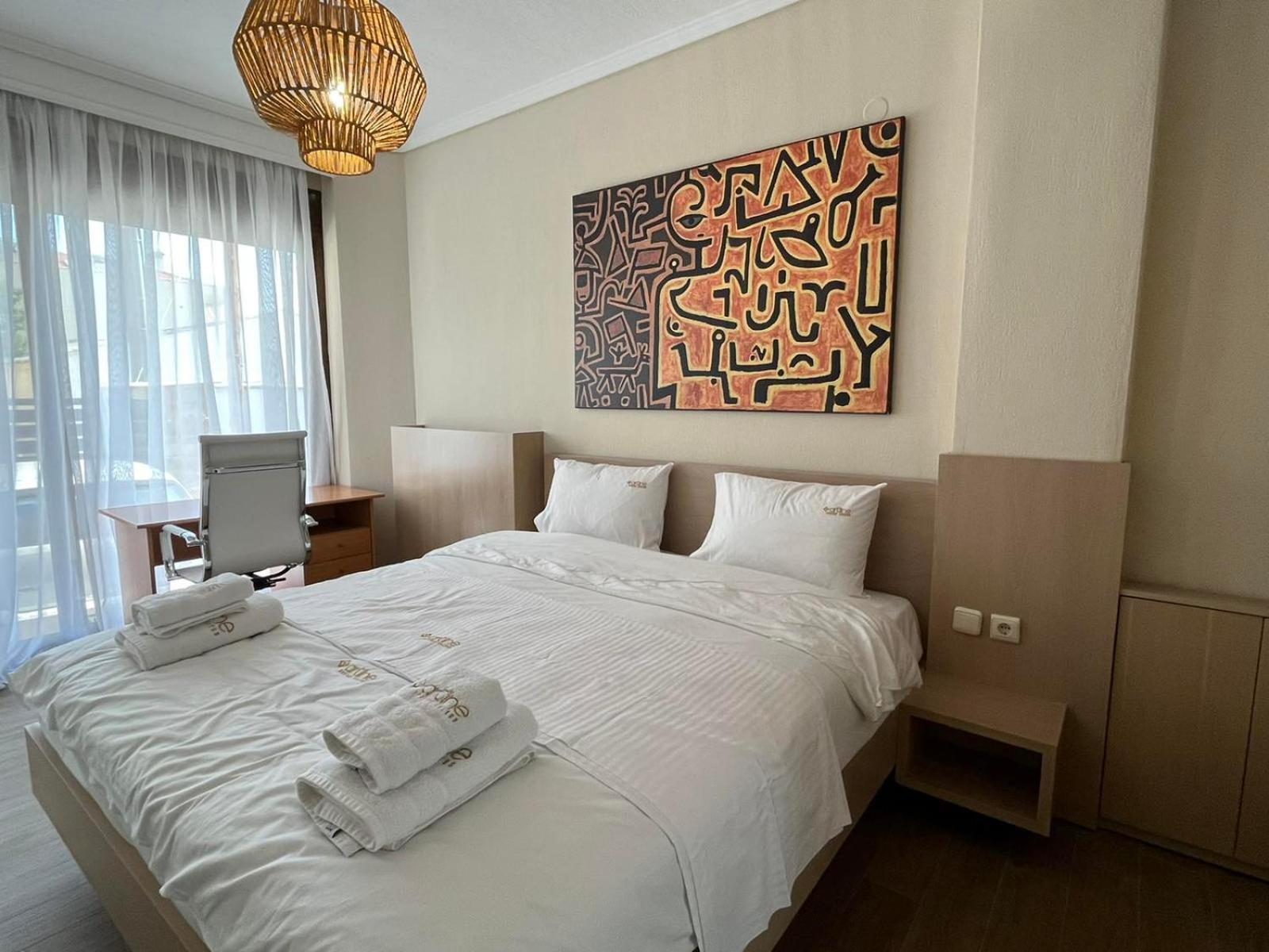 Artline Family Suite view 2