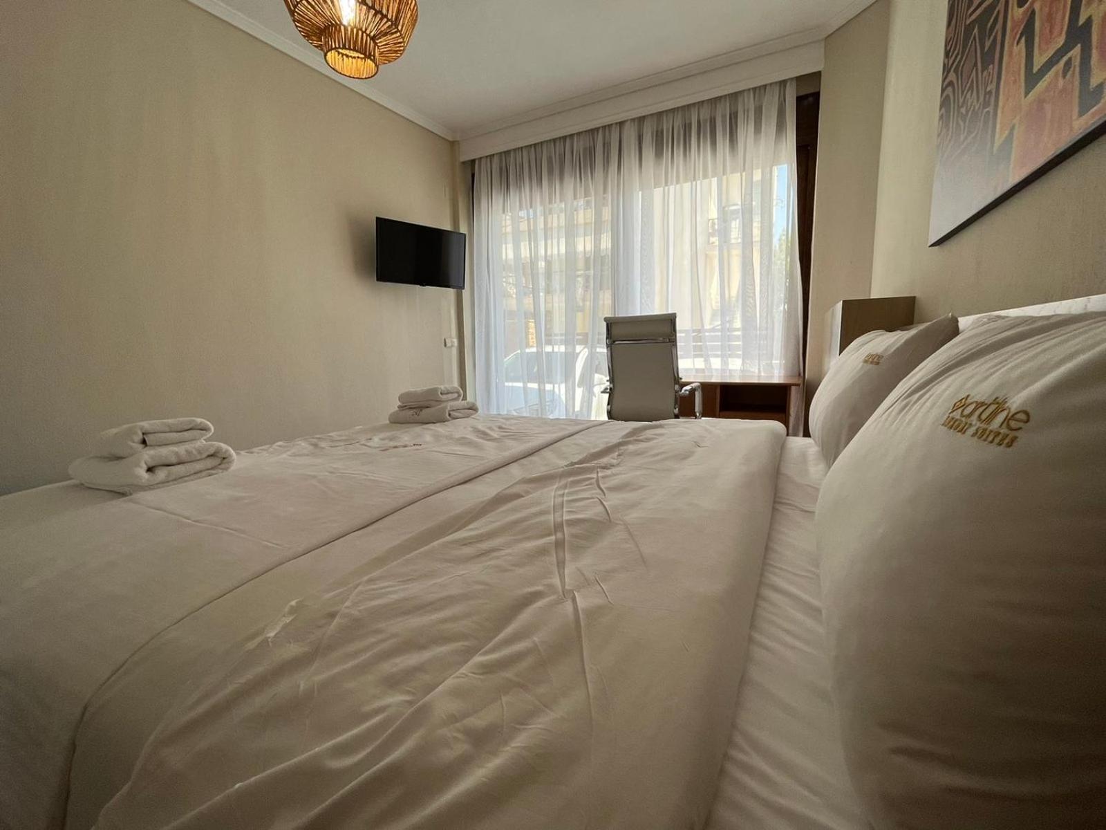 Artline Family Suite