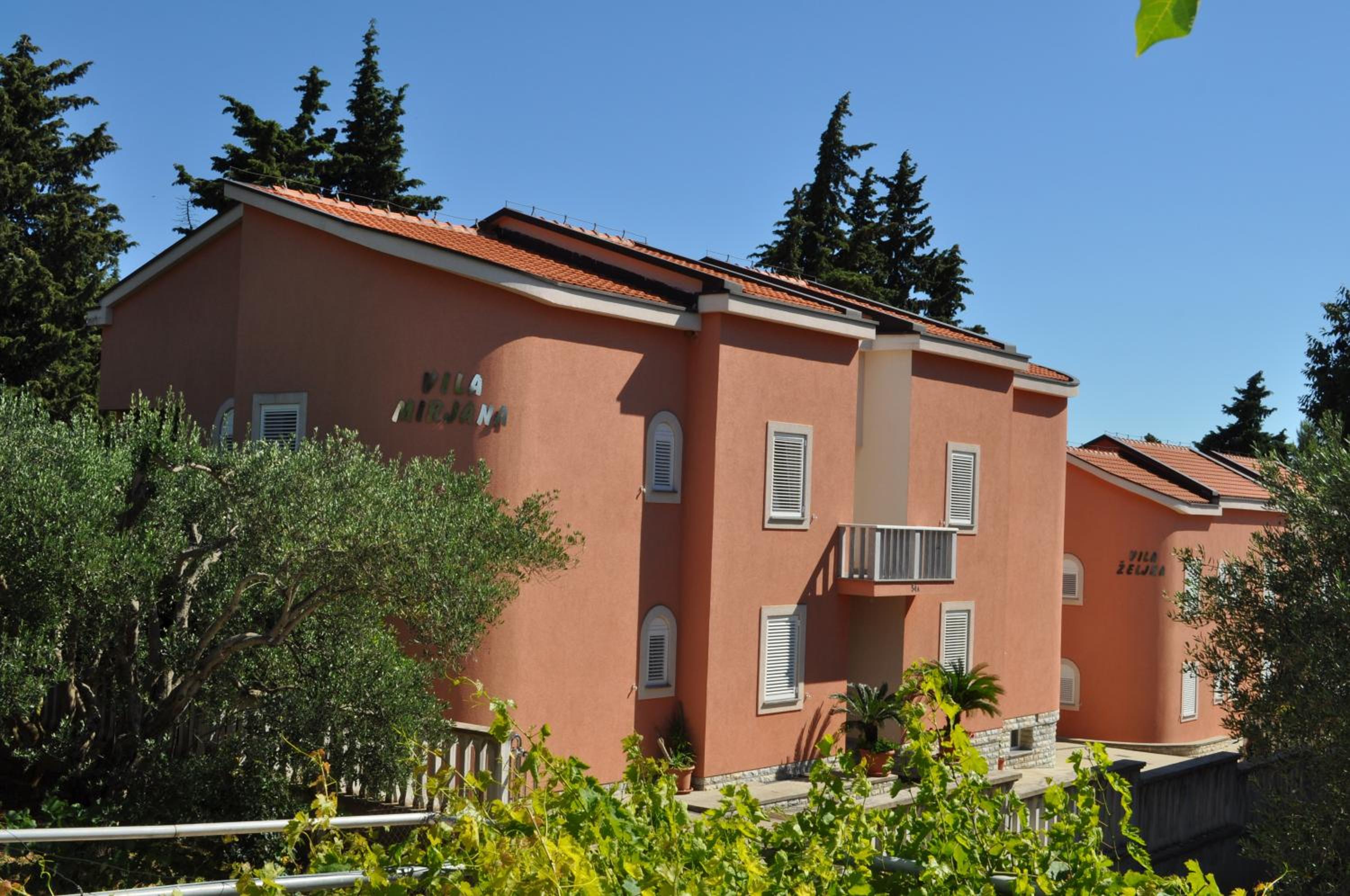 Hotel Apartments Šulekić - Image 1