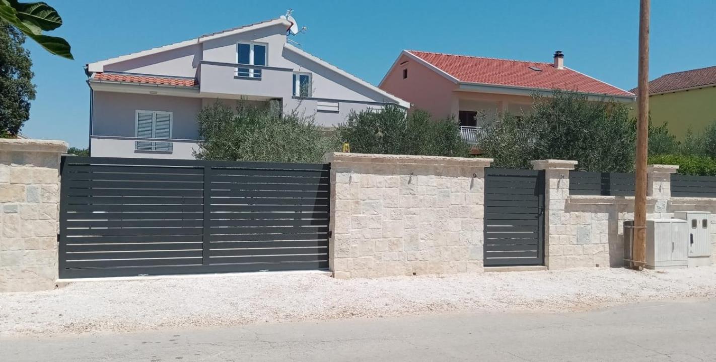 M&L Holliday home view 5
