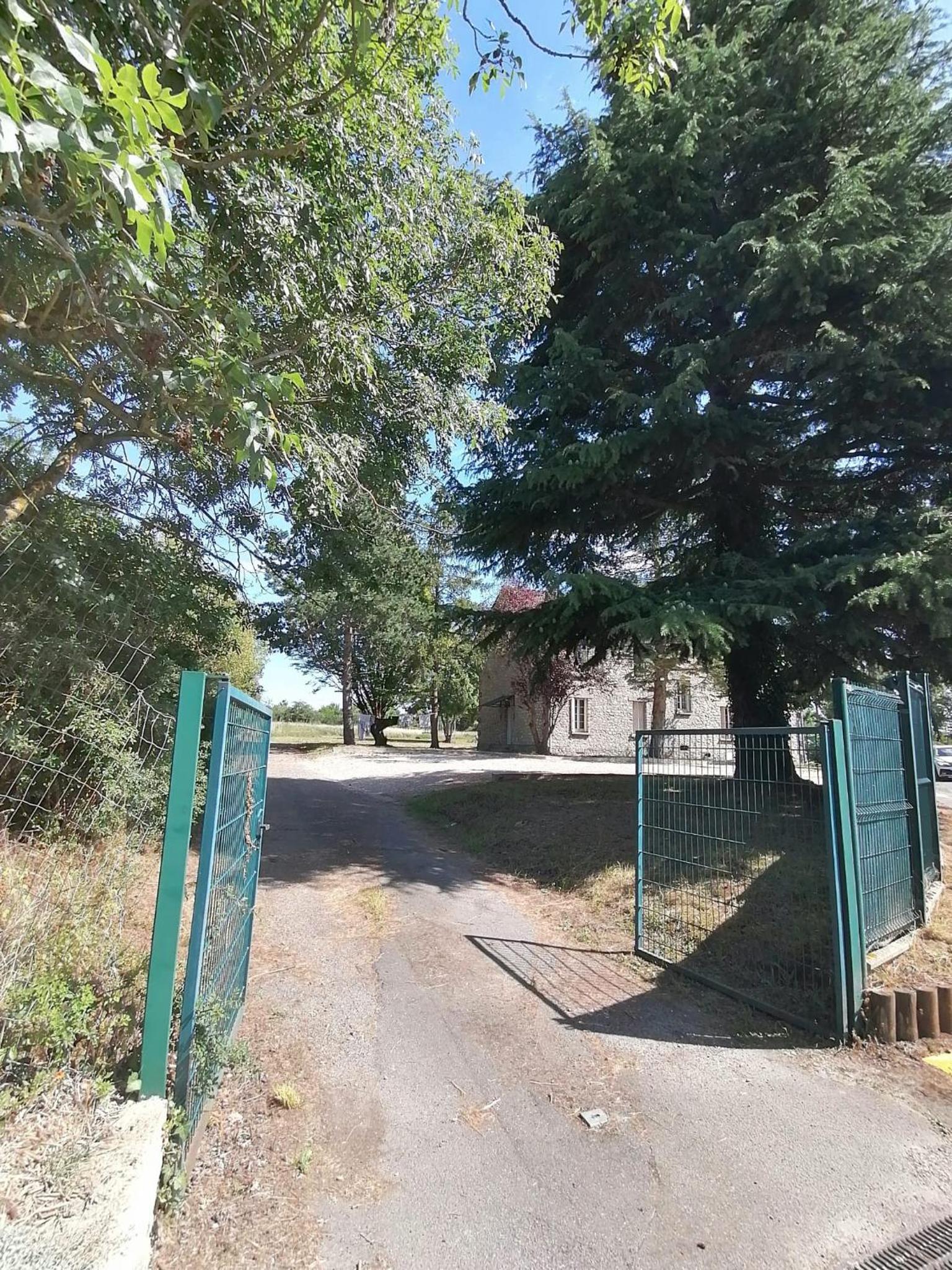 Manoir en Pierre Chartres