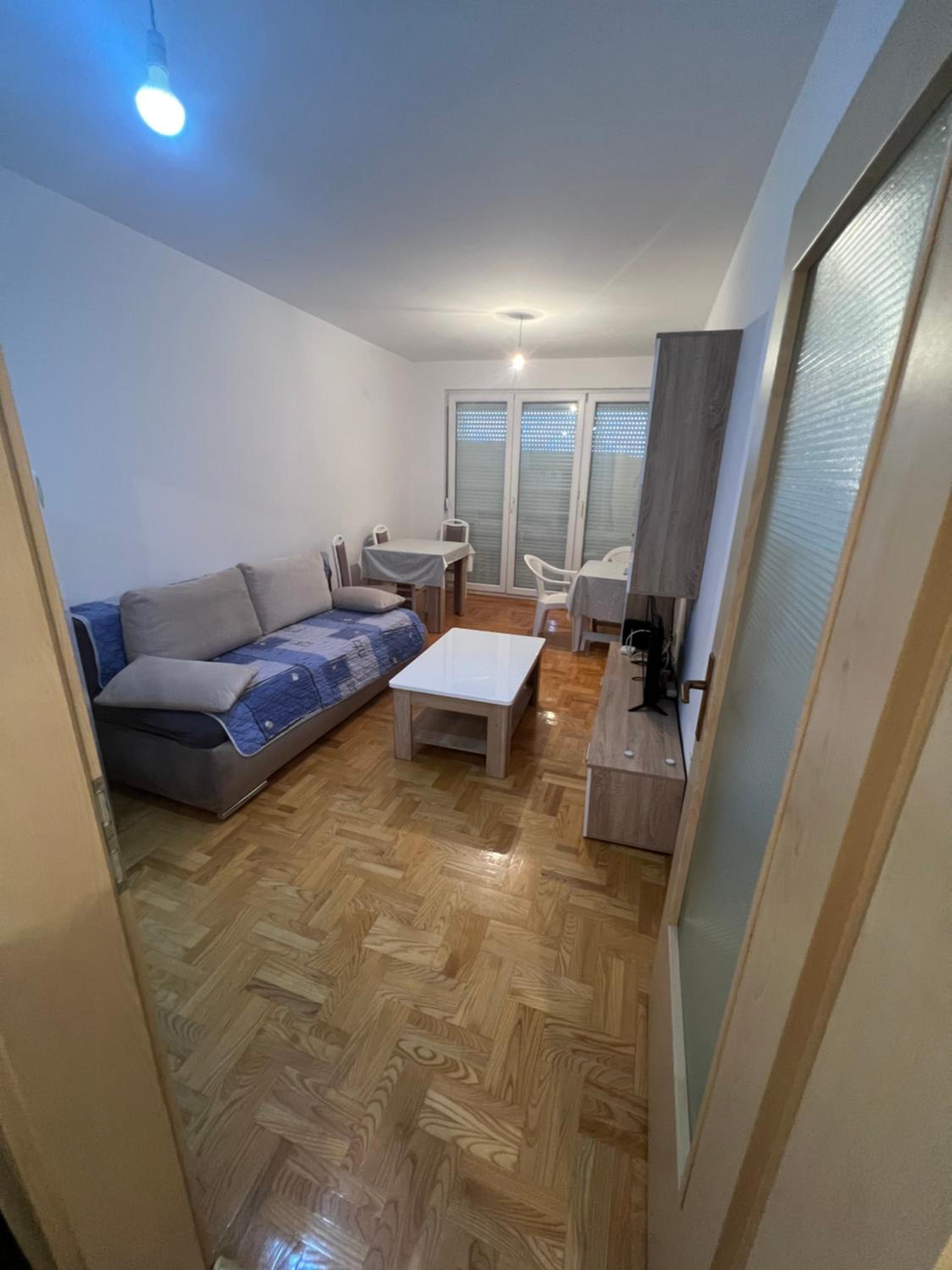 Leveski Apartment view 2