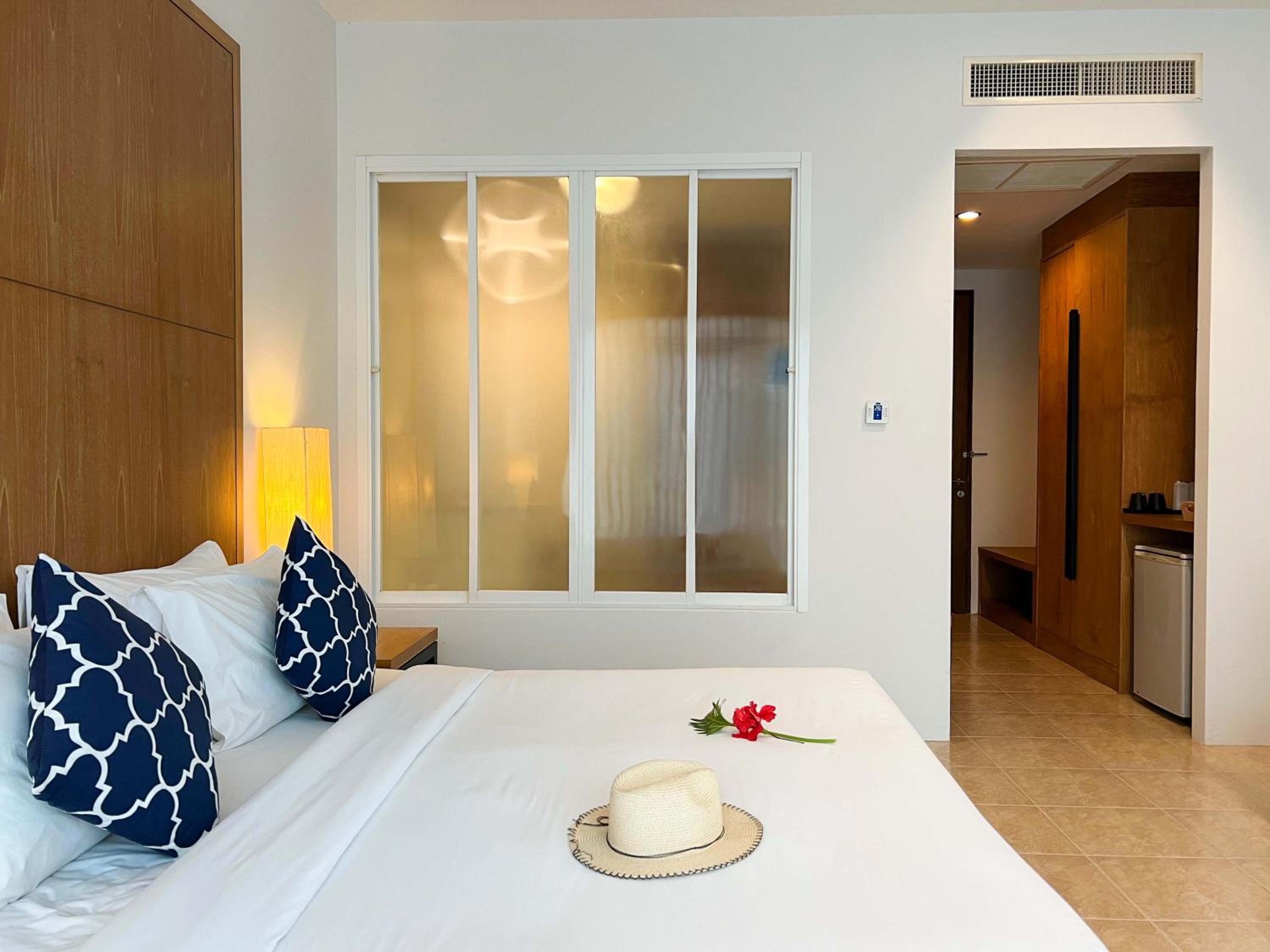 BLU PINE Villa & Pool Access - SHA Plus — 25