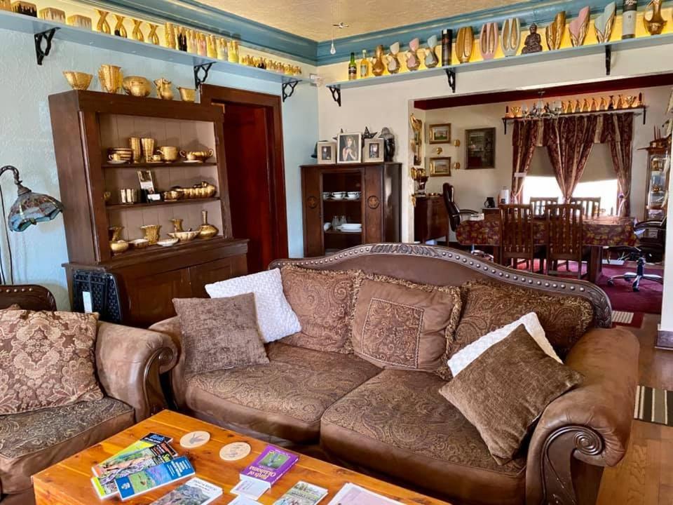 Historic Home - sleeps 4 adults - 1 mile to Ft. Sill view 4