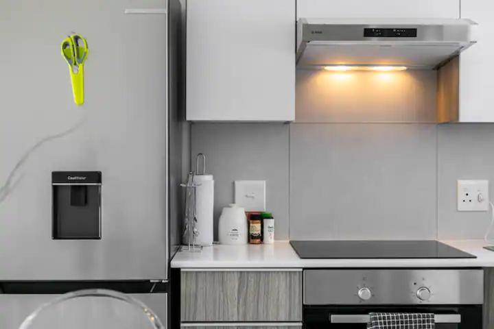 Nova Luxury Suites Craigavon, Sandton, photo 4 of 20