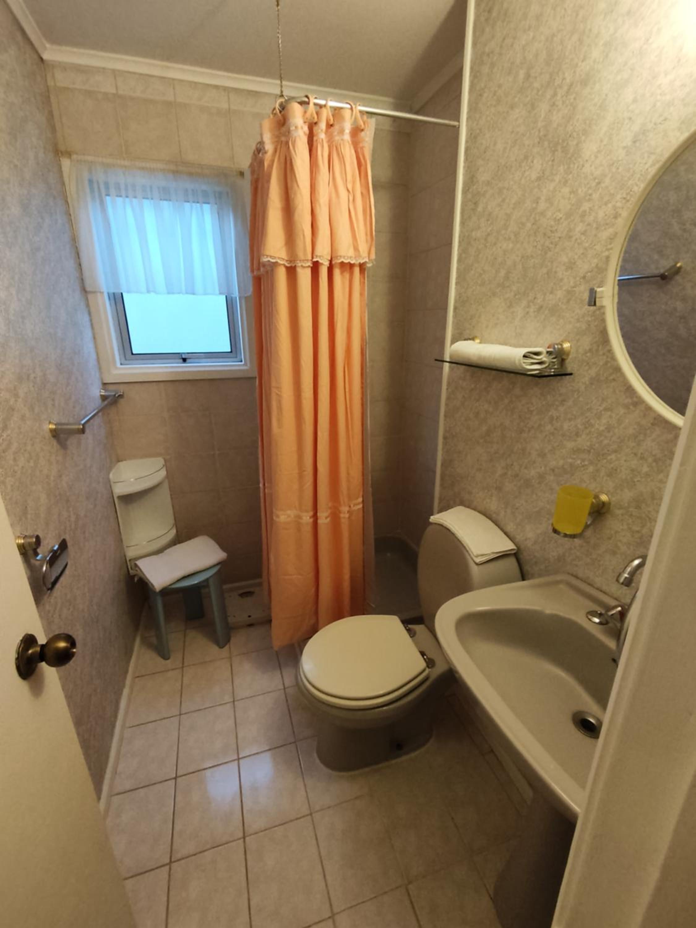 Se arrienda cómoda casa por día