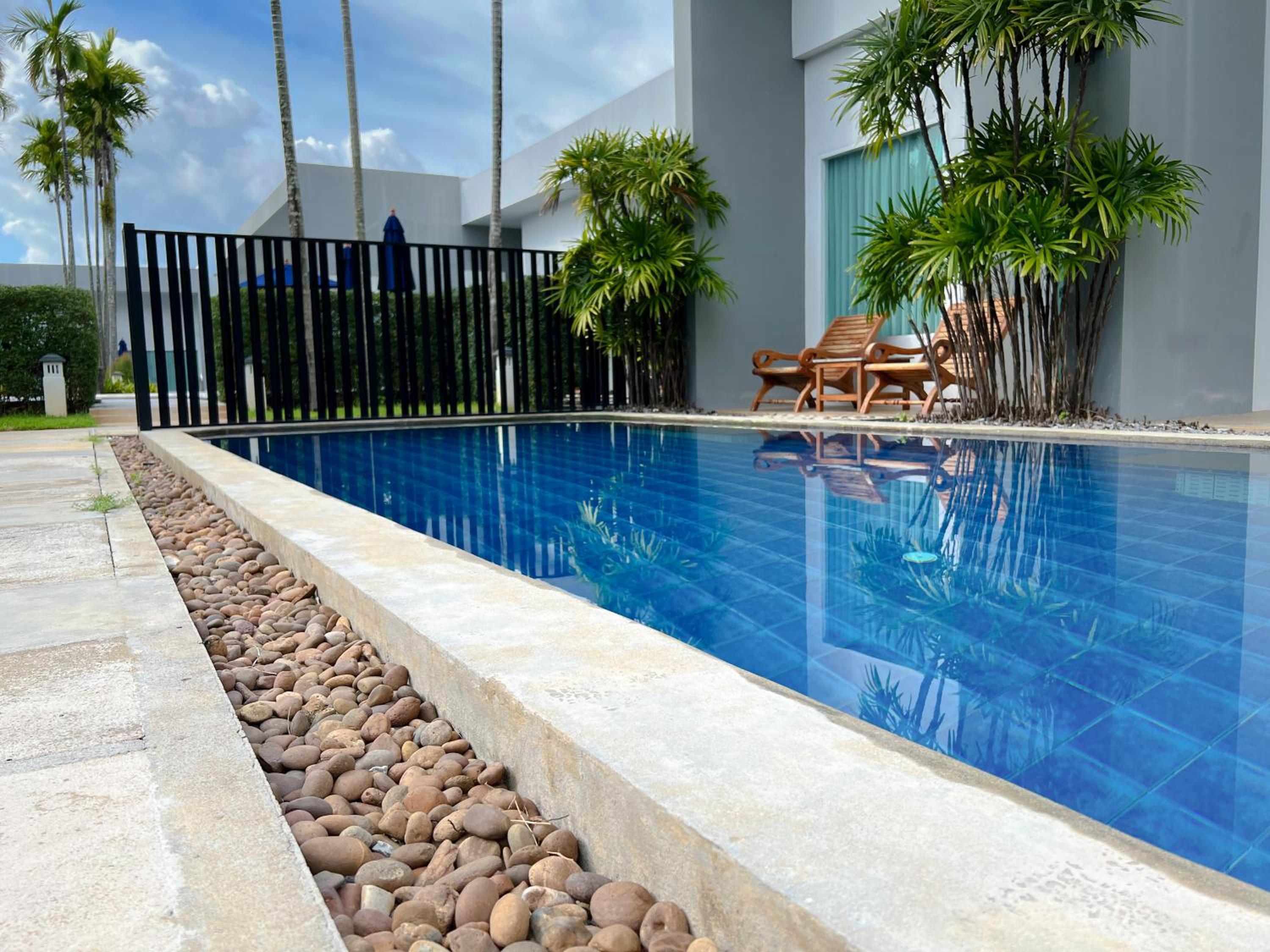 BLU PINE Villa & Pool Access - SHA Plus — 17
