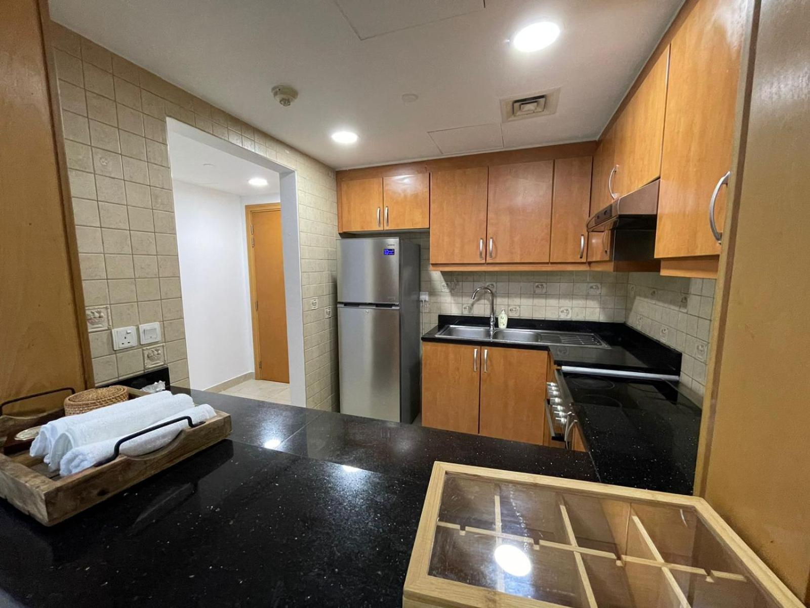 [METRO] Premium Location Lovely 2 Bedroom In JLT