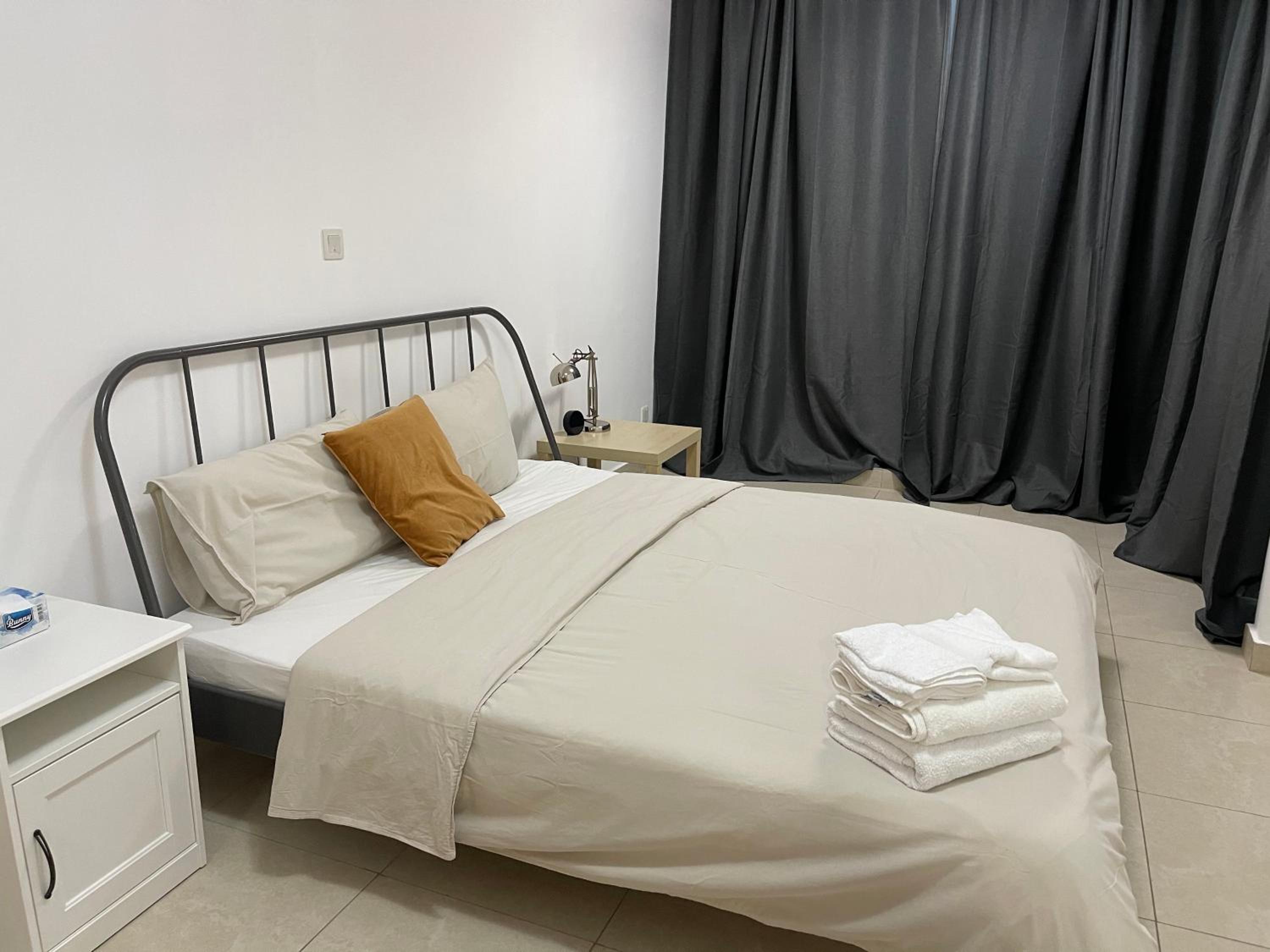 [METRO] Premium Location Lovely 2 Bedroom In JLT