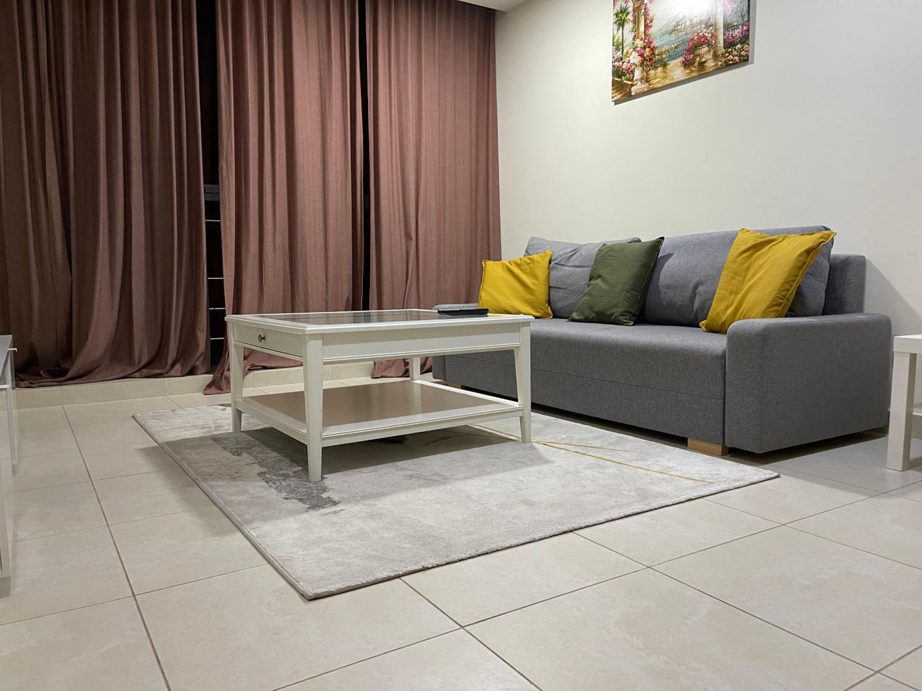METRO Premium Location Spacious 2 Bedroom Apartment Right Next to the Metro