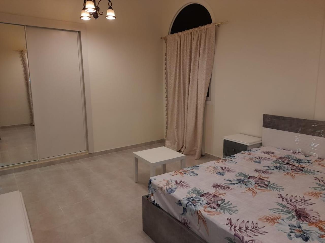 Spacious 2 Bedroom with maid room for families