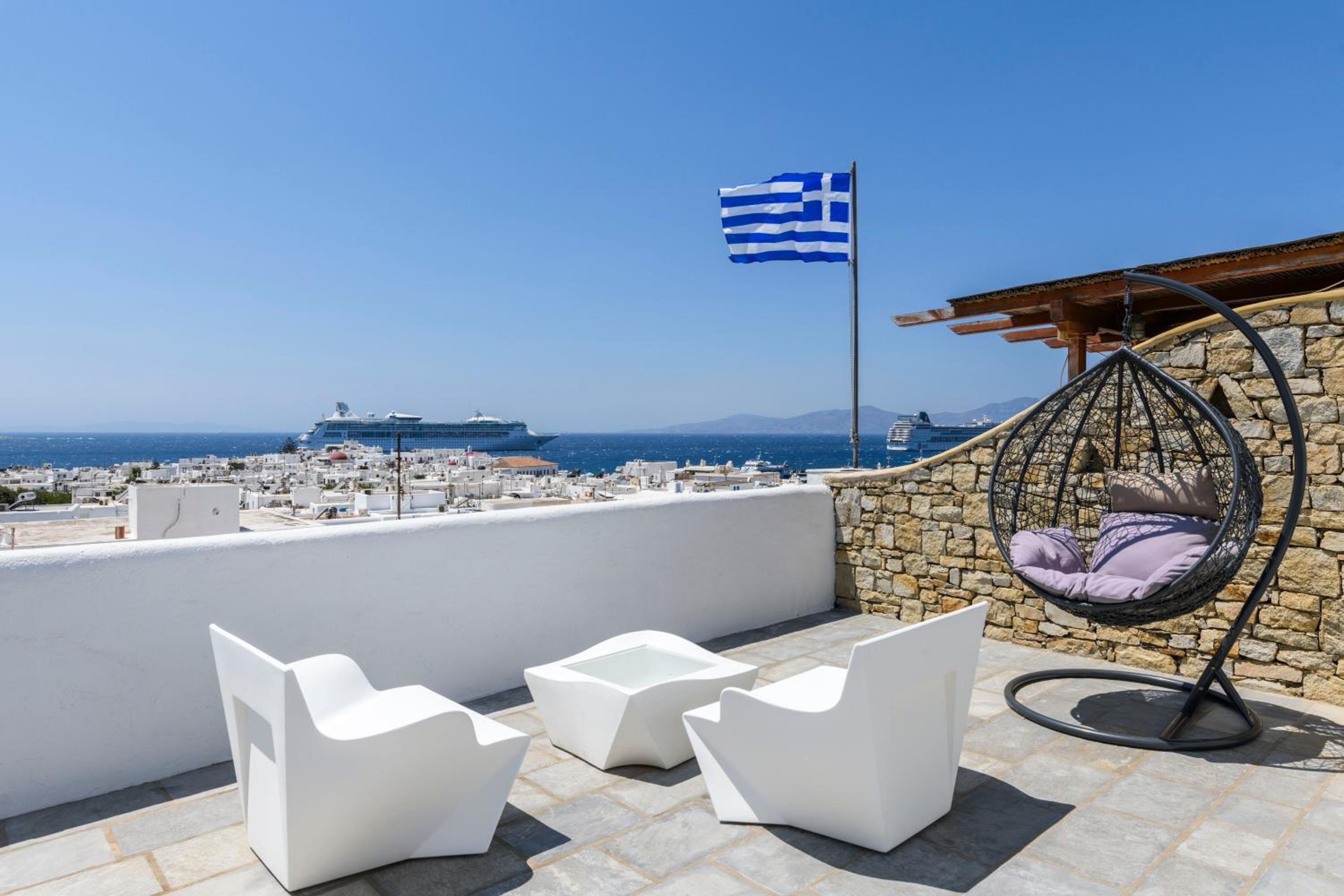 Floral Villa with marvelous view to Mykonos town view 2