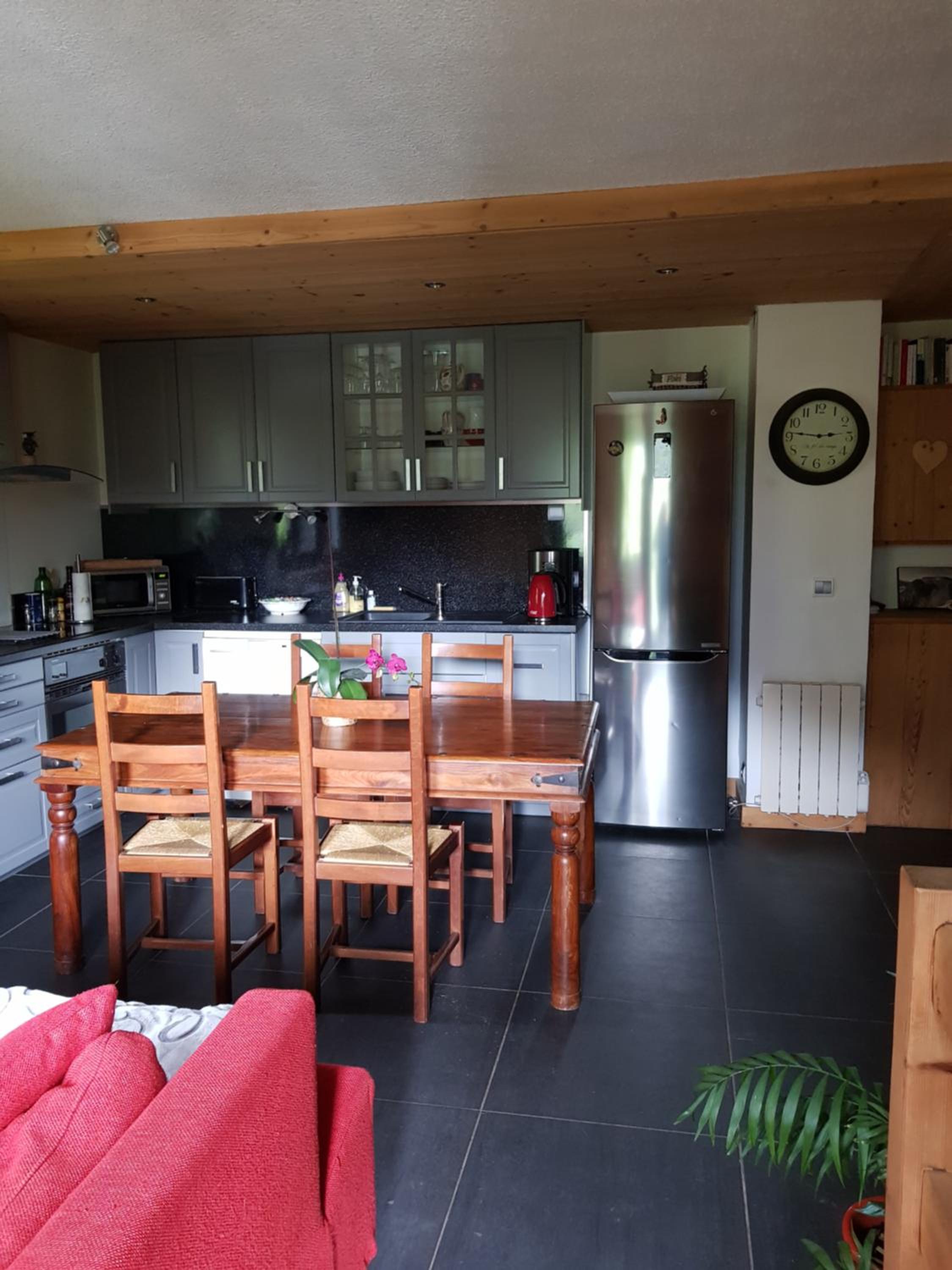 bel appartement , son jardin et le lac