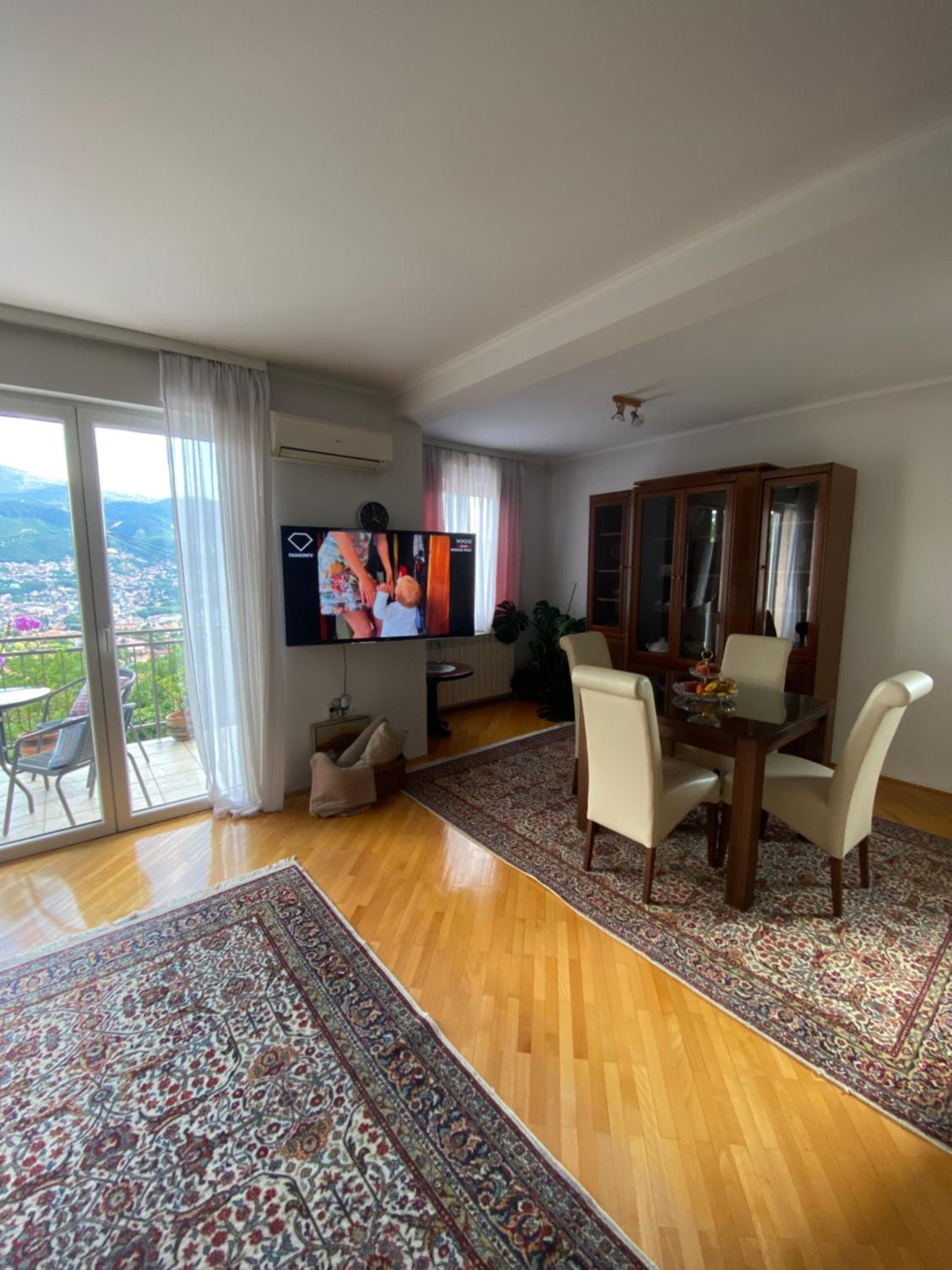 Sarajevo City View Apartment view 4