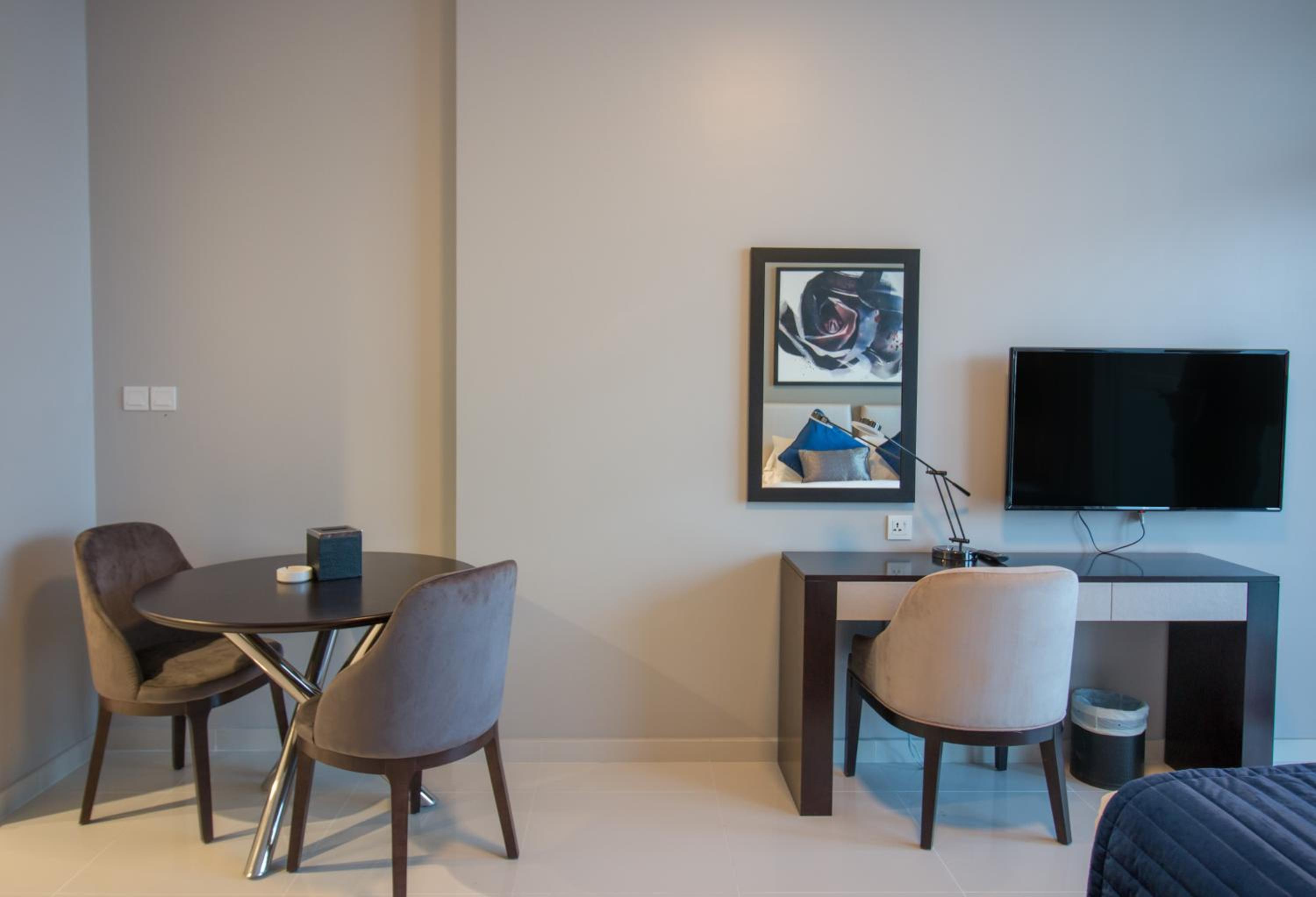 Premium Studio with Beautiful Golf Course View