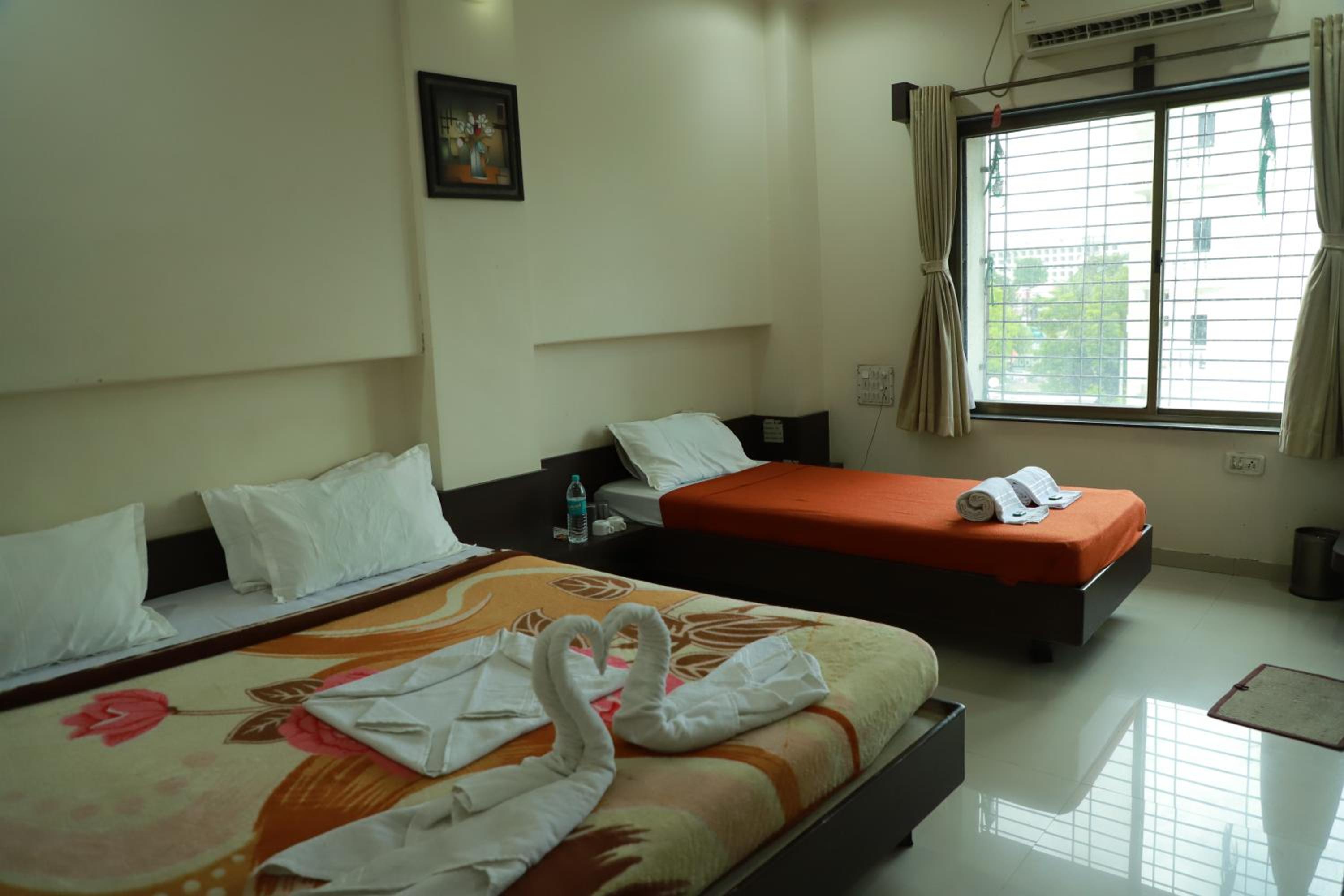 Shirdi Vacations - HOTEL SAI PASO - Property Image 3