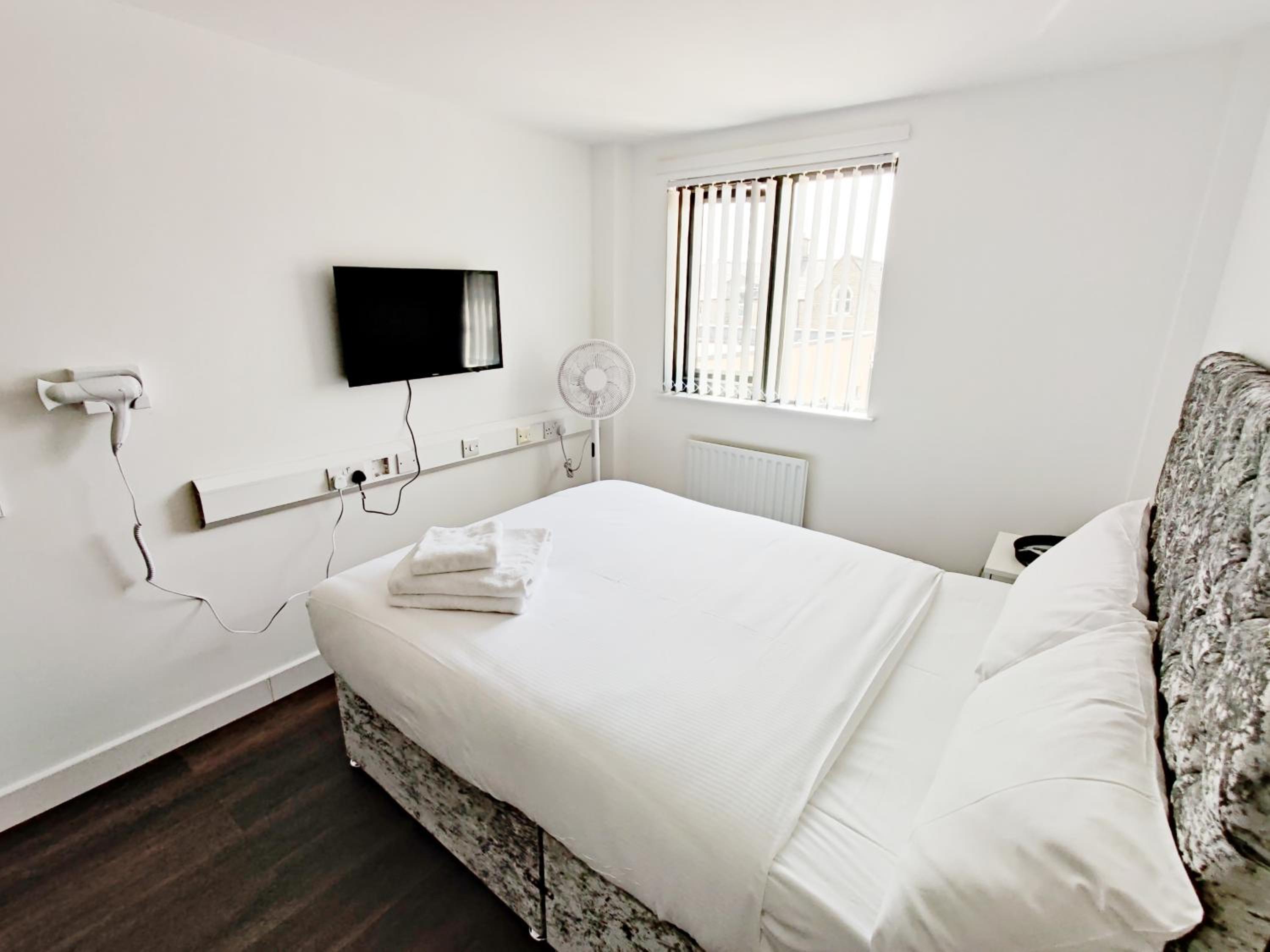 Bradford Vacations - Accommodation Bradford - Property Image 9