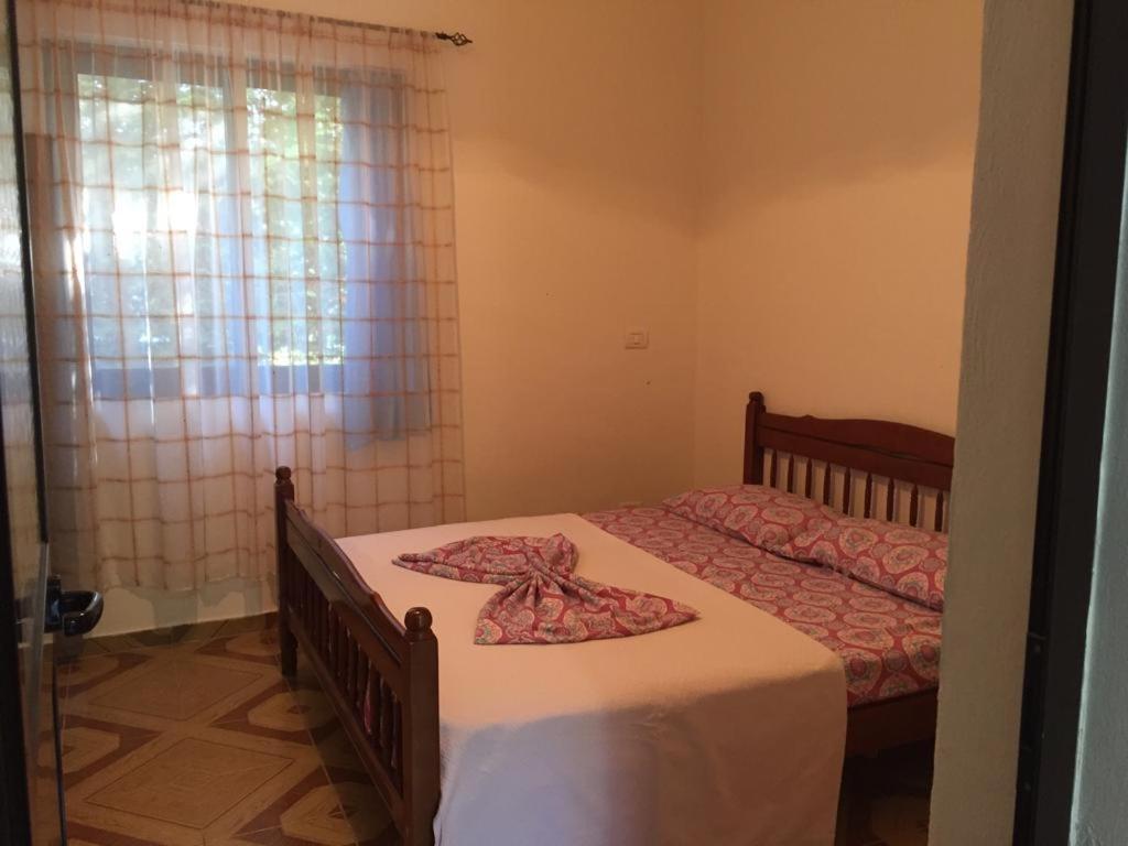 A & H Apartments Velipoje
