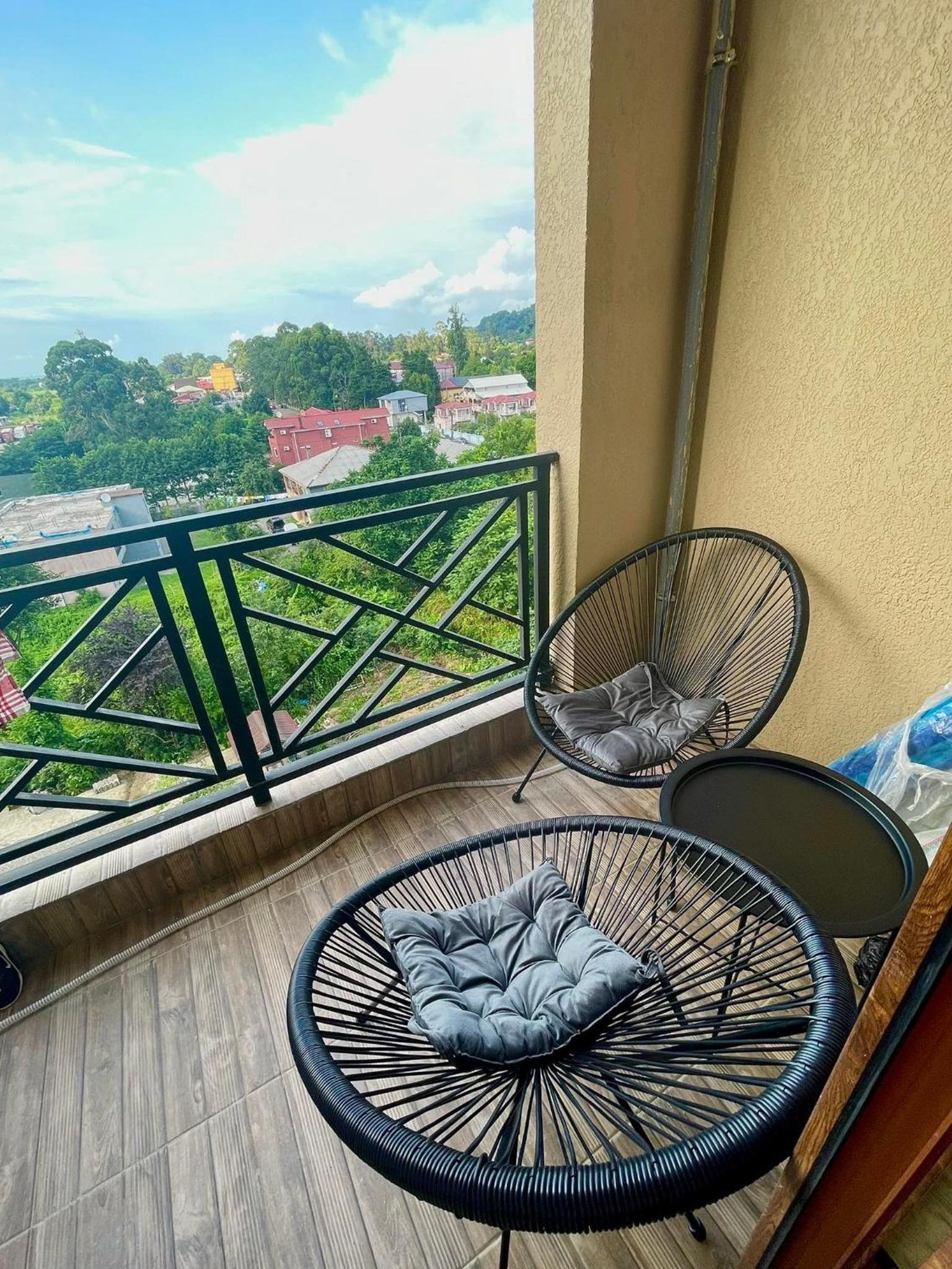 Cozy apartment with sea and mountains view view 3