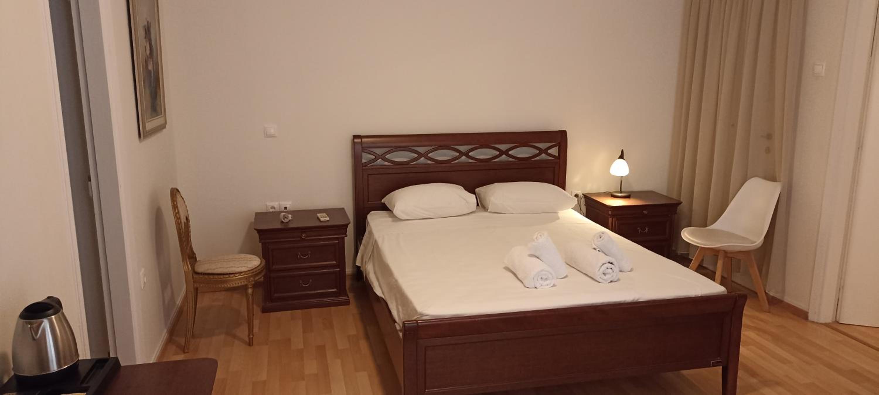 Amerikis Street 1 bedroom apartment photo 1