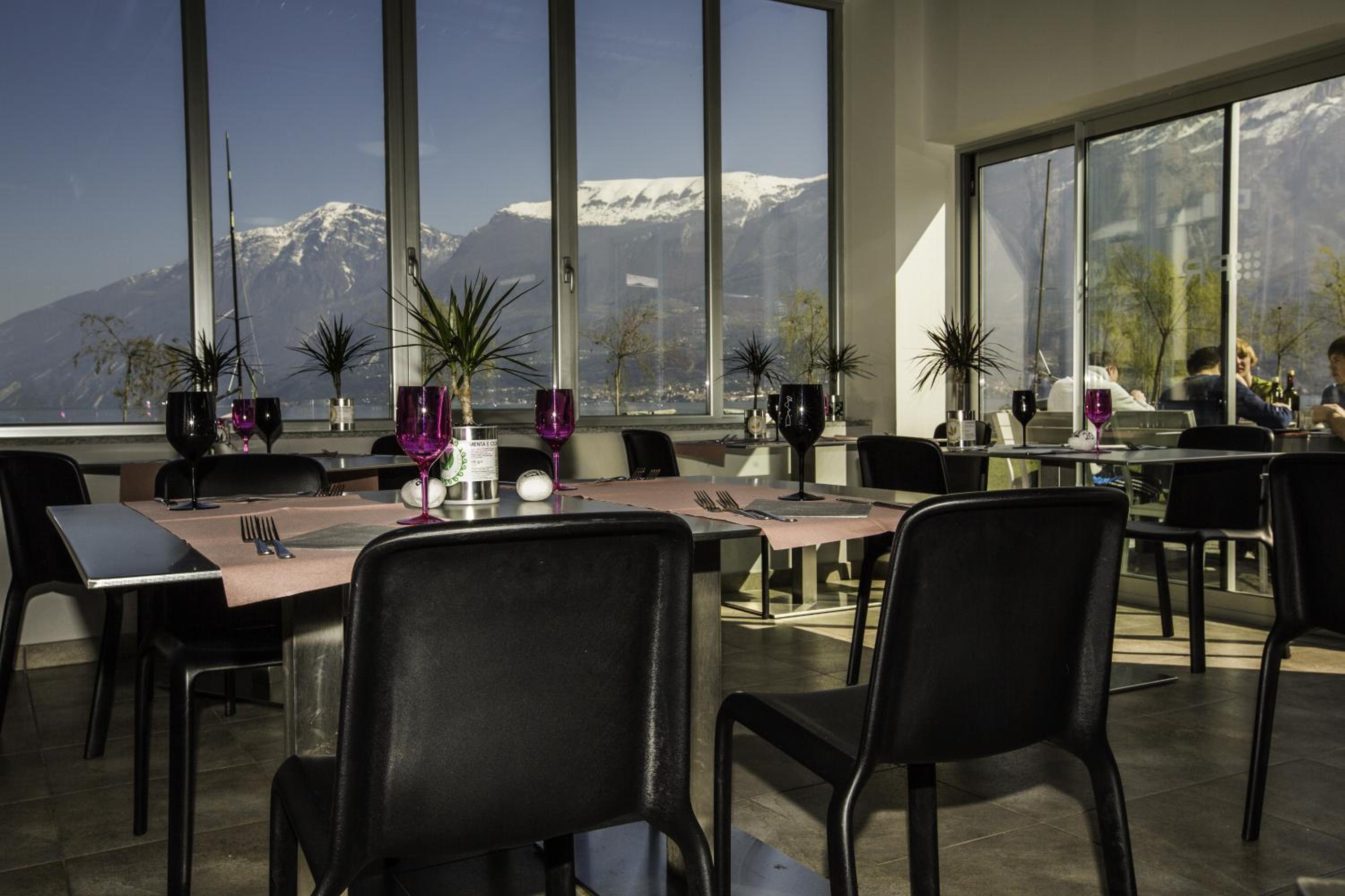 Campione Univela Hostel