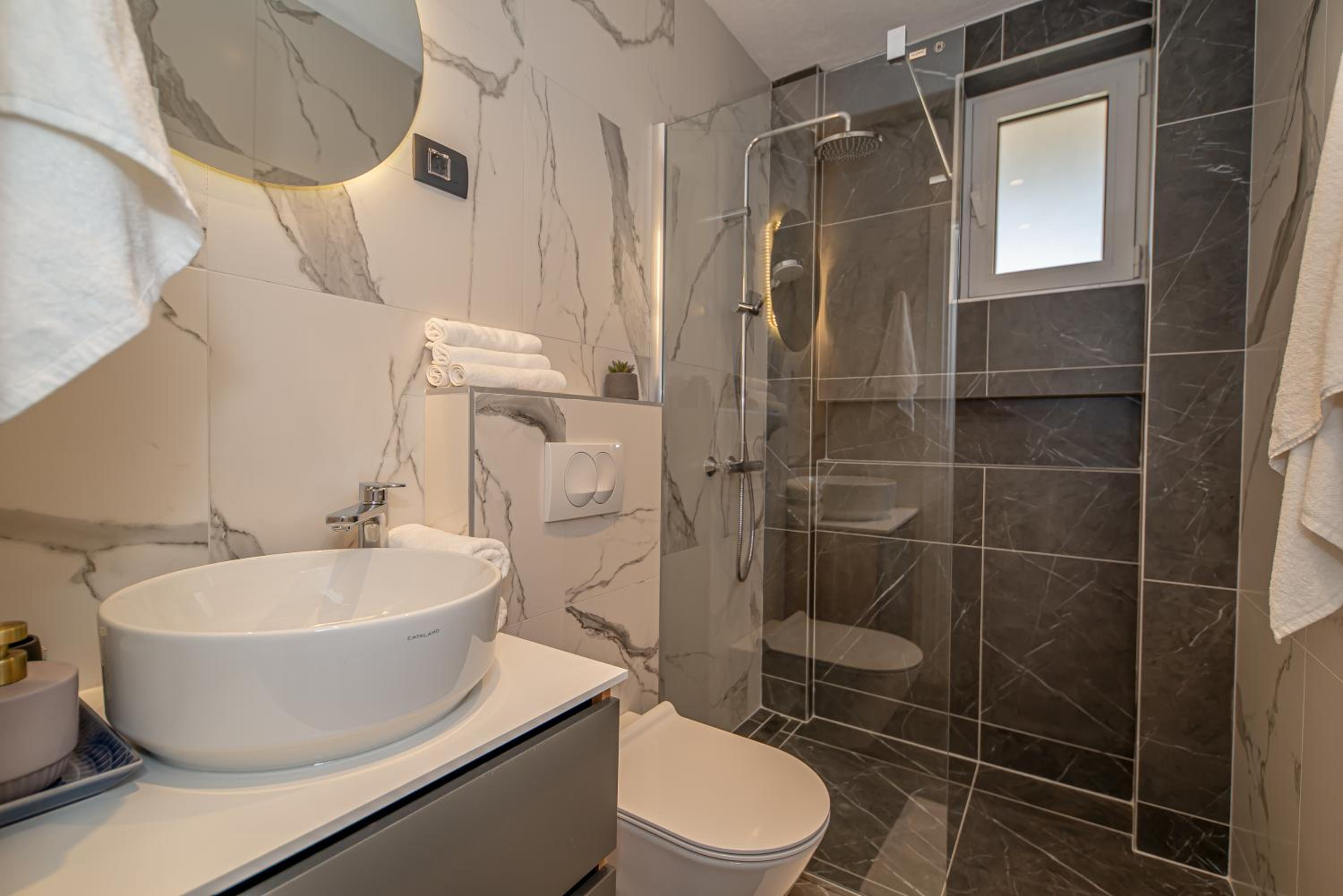 N&N Lux Guest house view 5