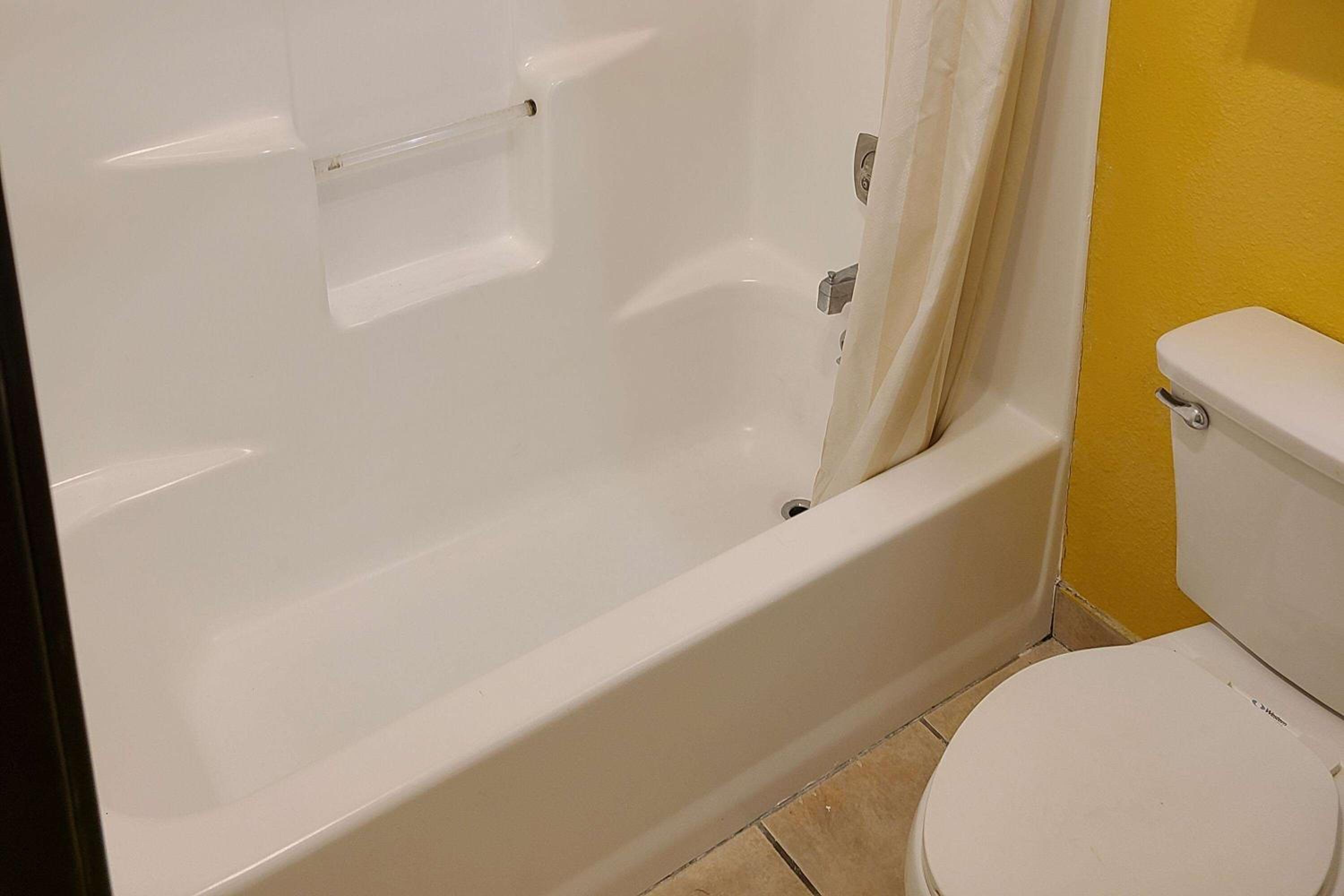 Travelodge by Wyndham Stockton, Photo 15