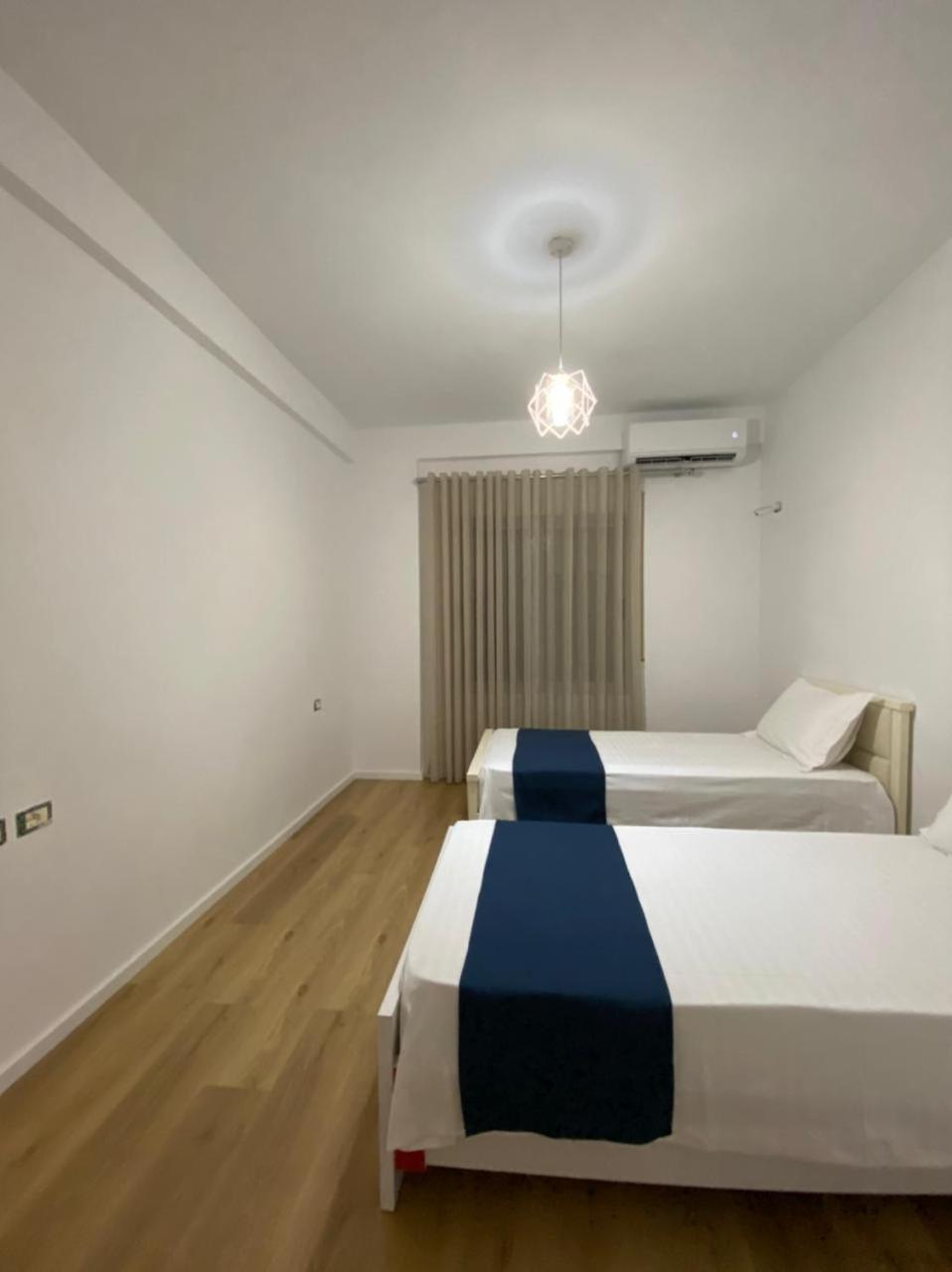 The White Apartment photo 5
