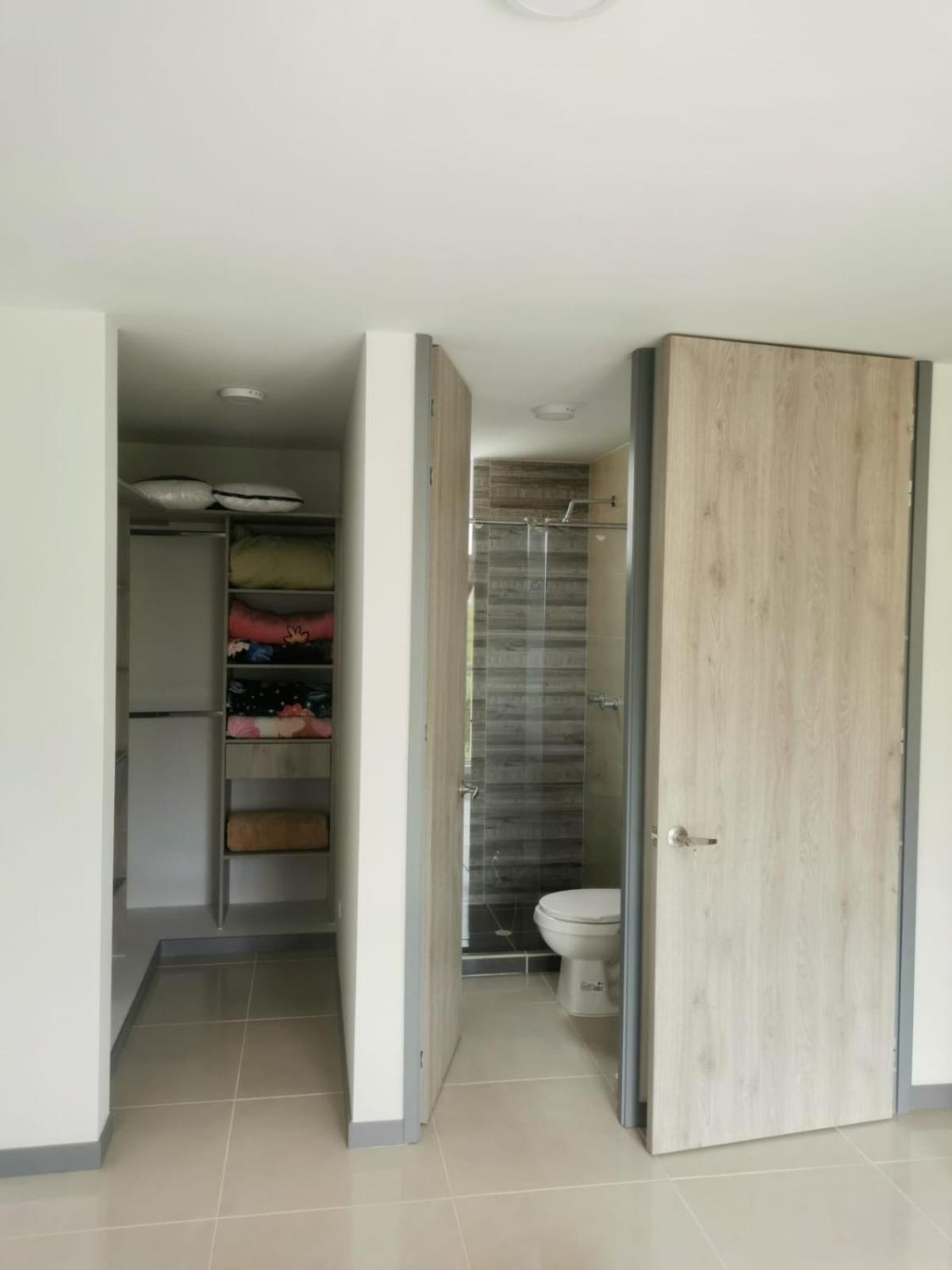 Acogedor Apartamento amoblado con hermosa vista view 3