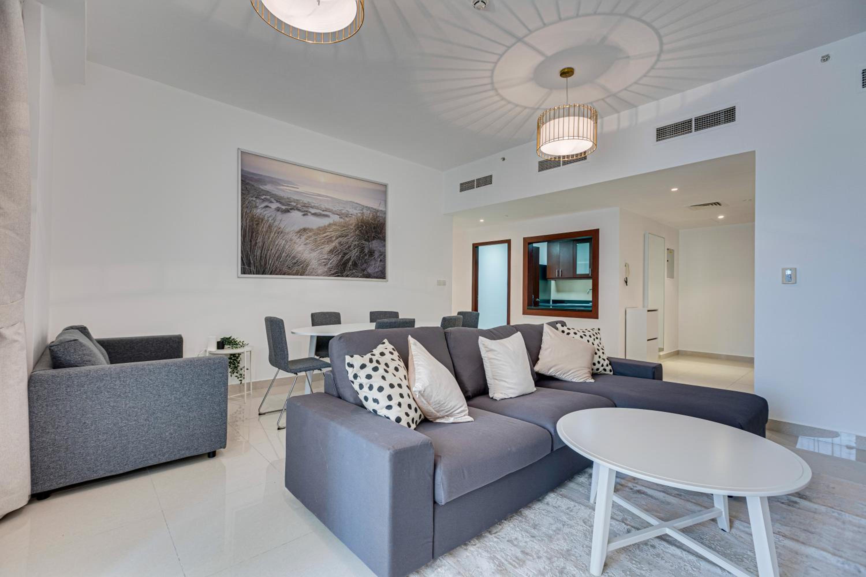 Great apartment in Jumeirah Beach Residence