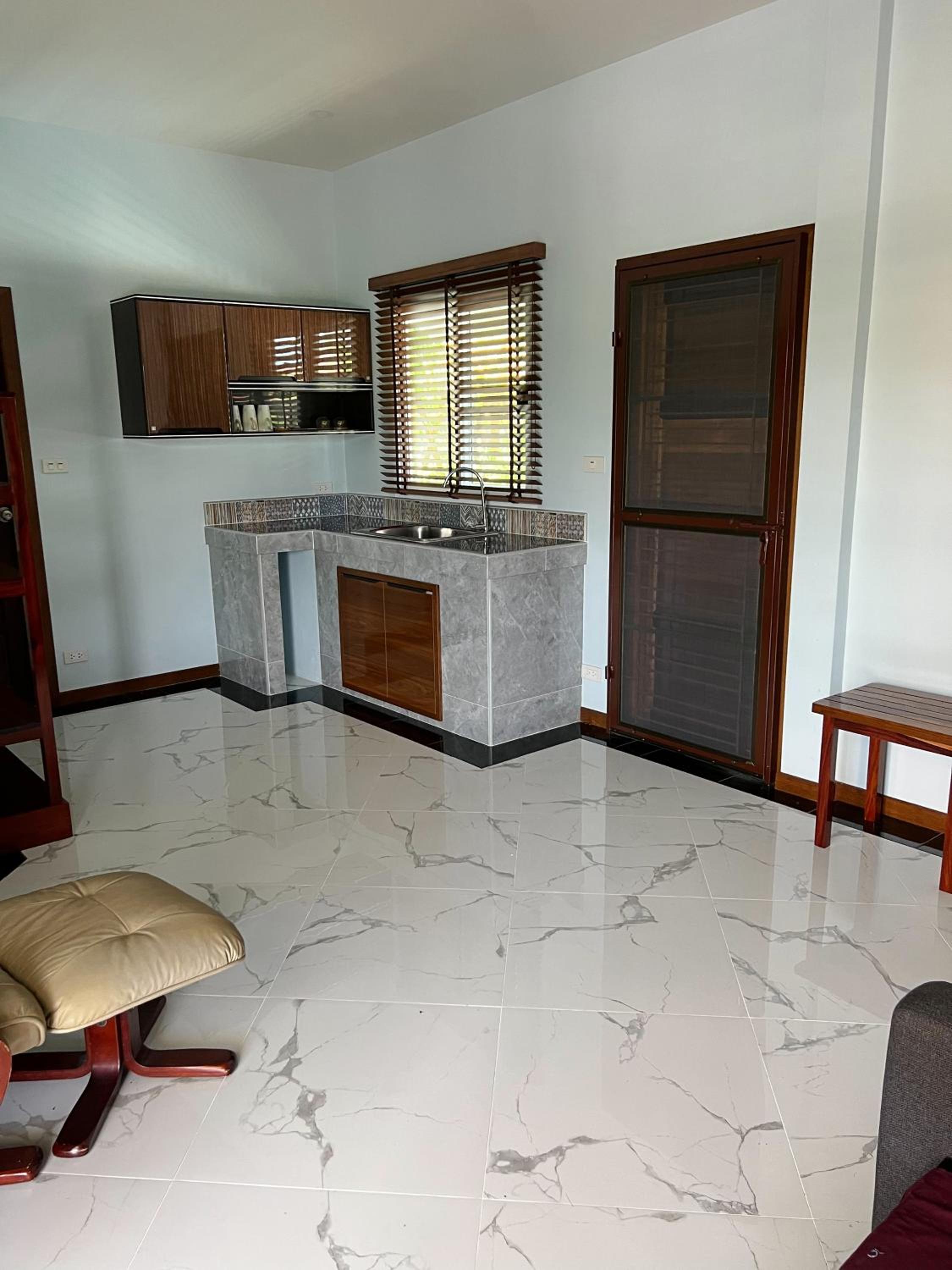 New Home Single House Newly Built Near the Sea in the City Center of Rayong