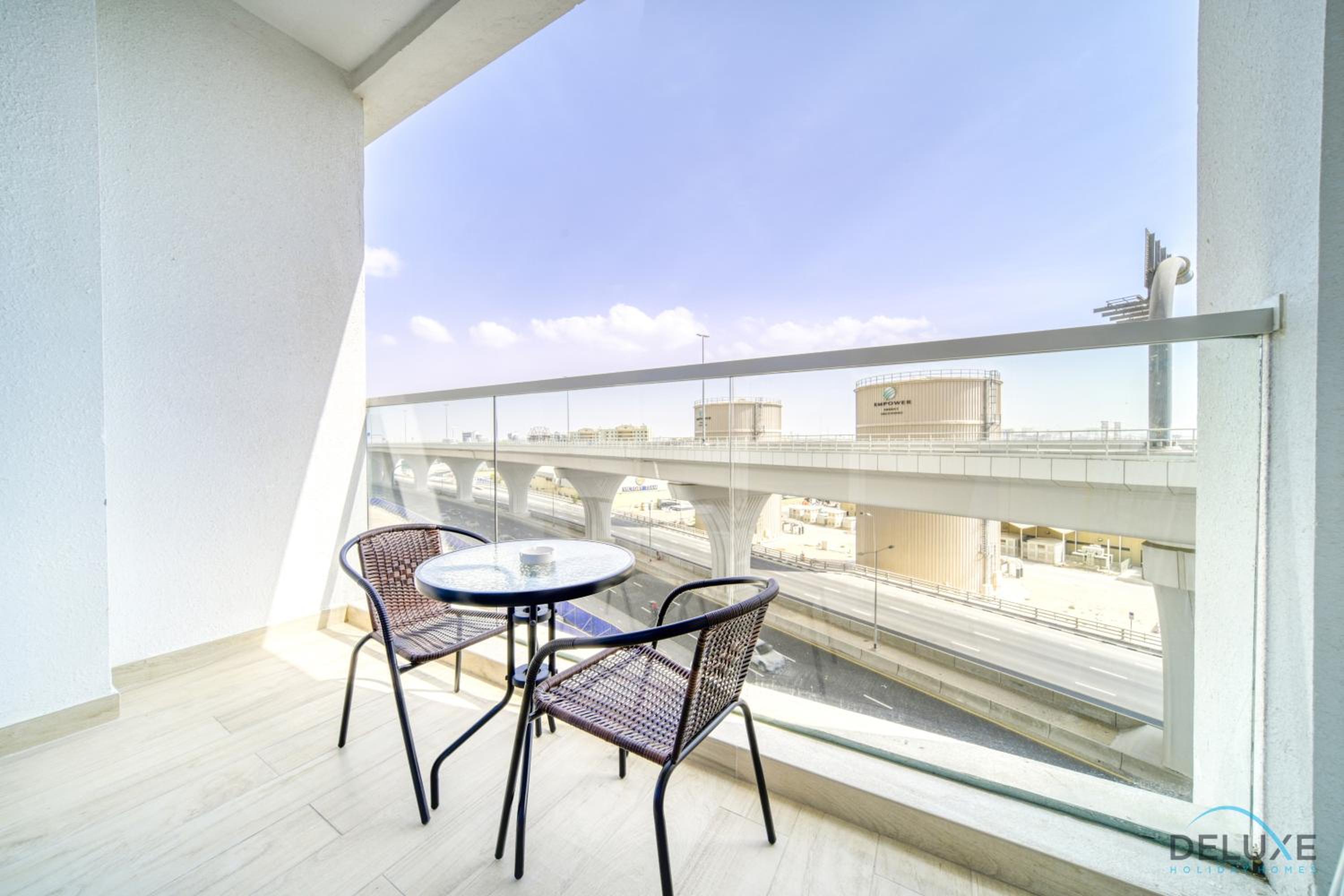 Tranquil Studio in Studio One Dubai Marina by Deluxe Holiday Homes