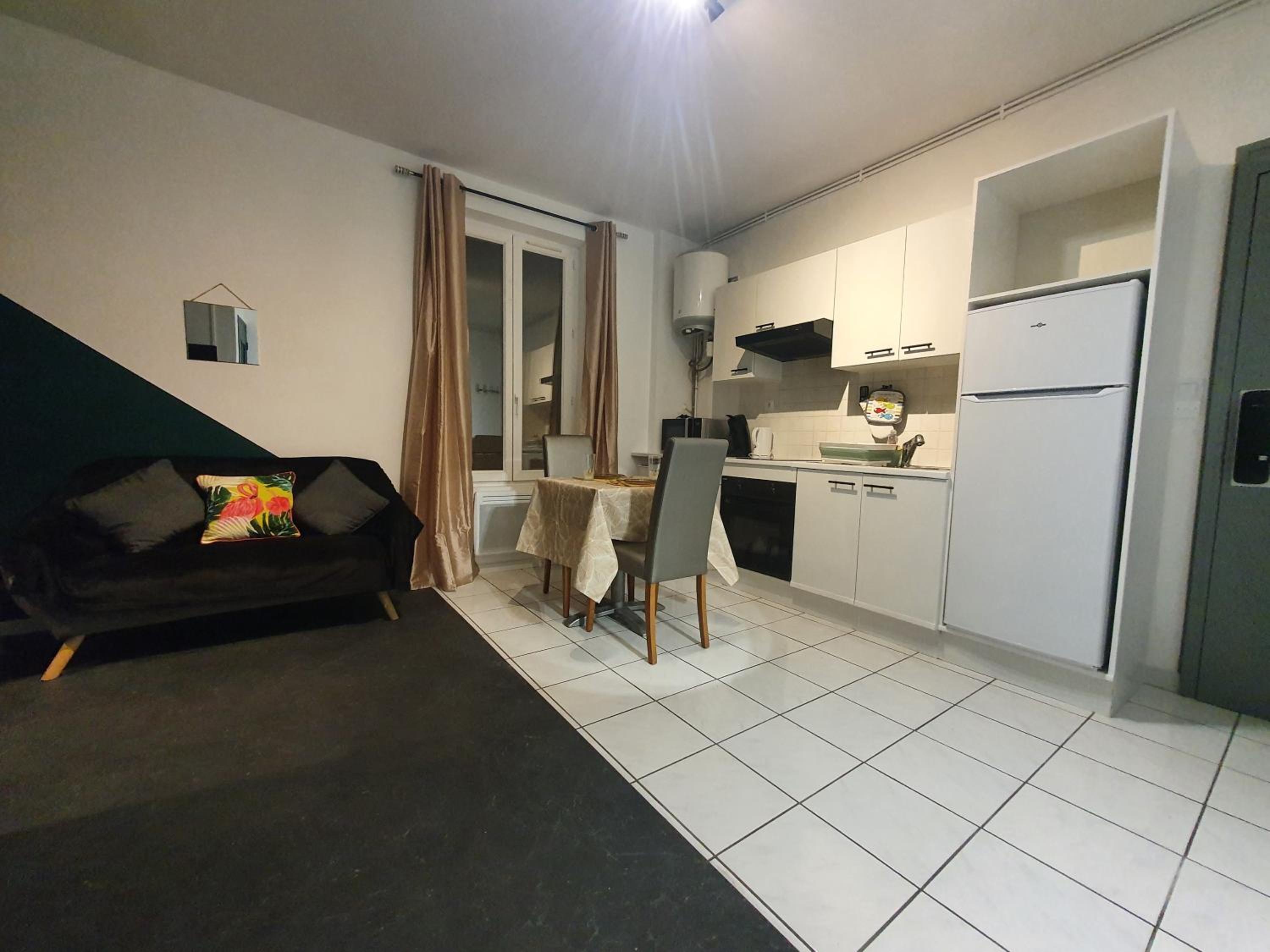 RnB Locations Mâcon view 5