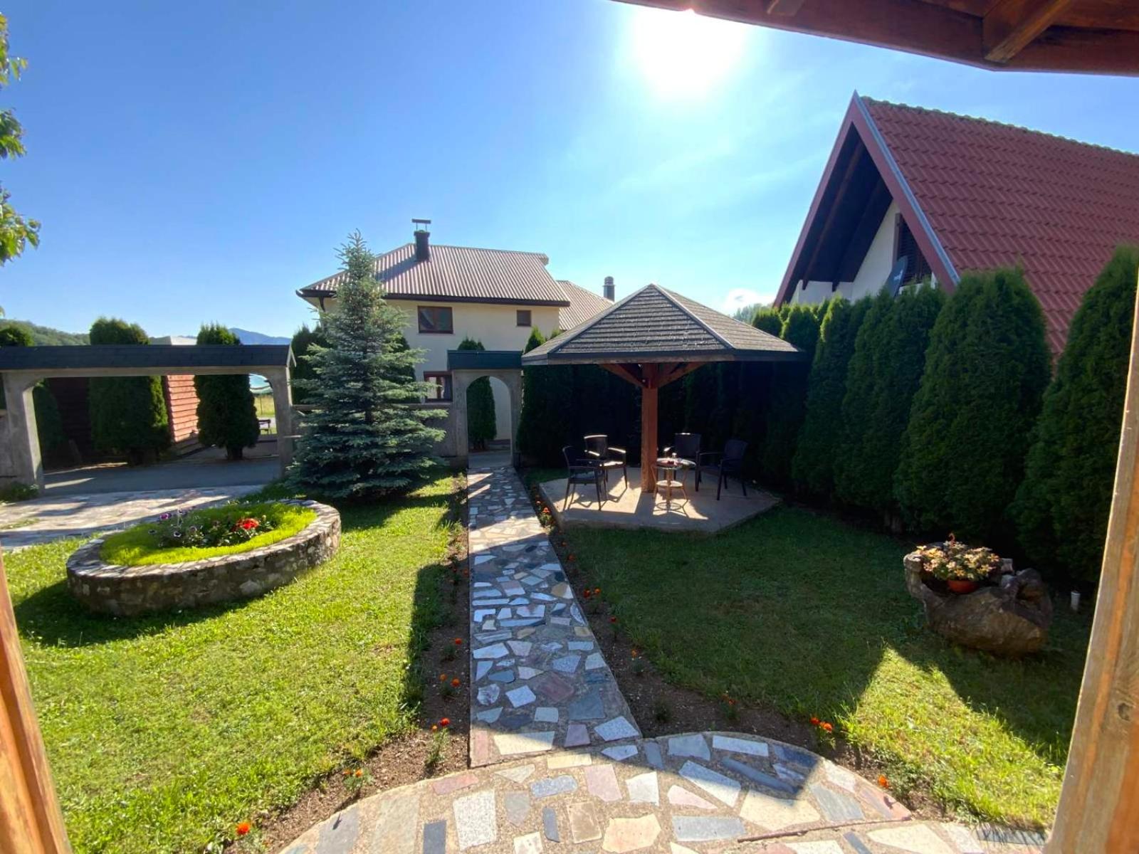 Kolasin Guest House