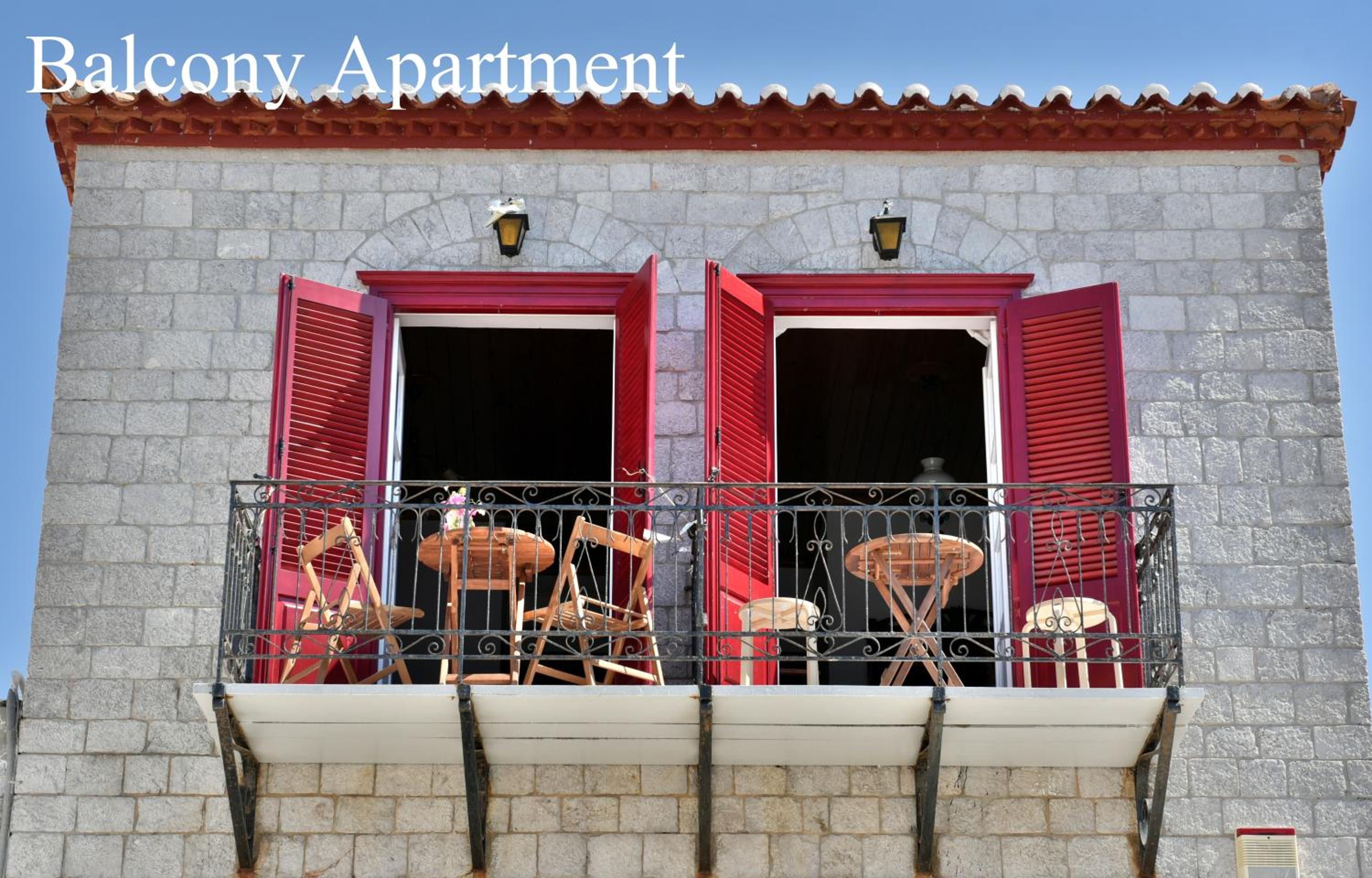 Hydra Port Apartments