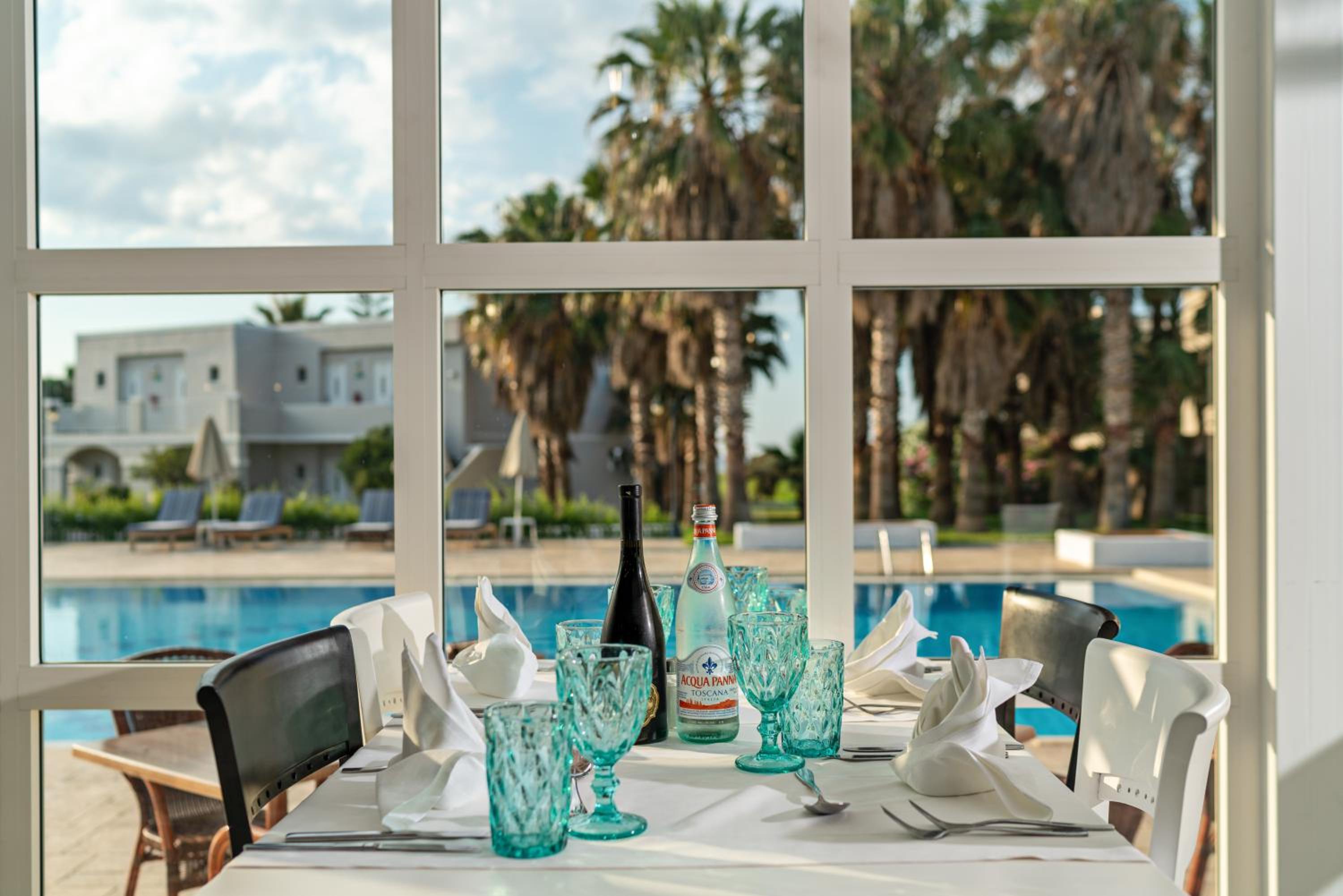 Delfina Tropic Beach