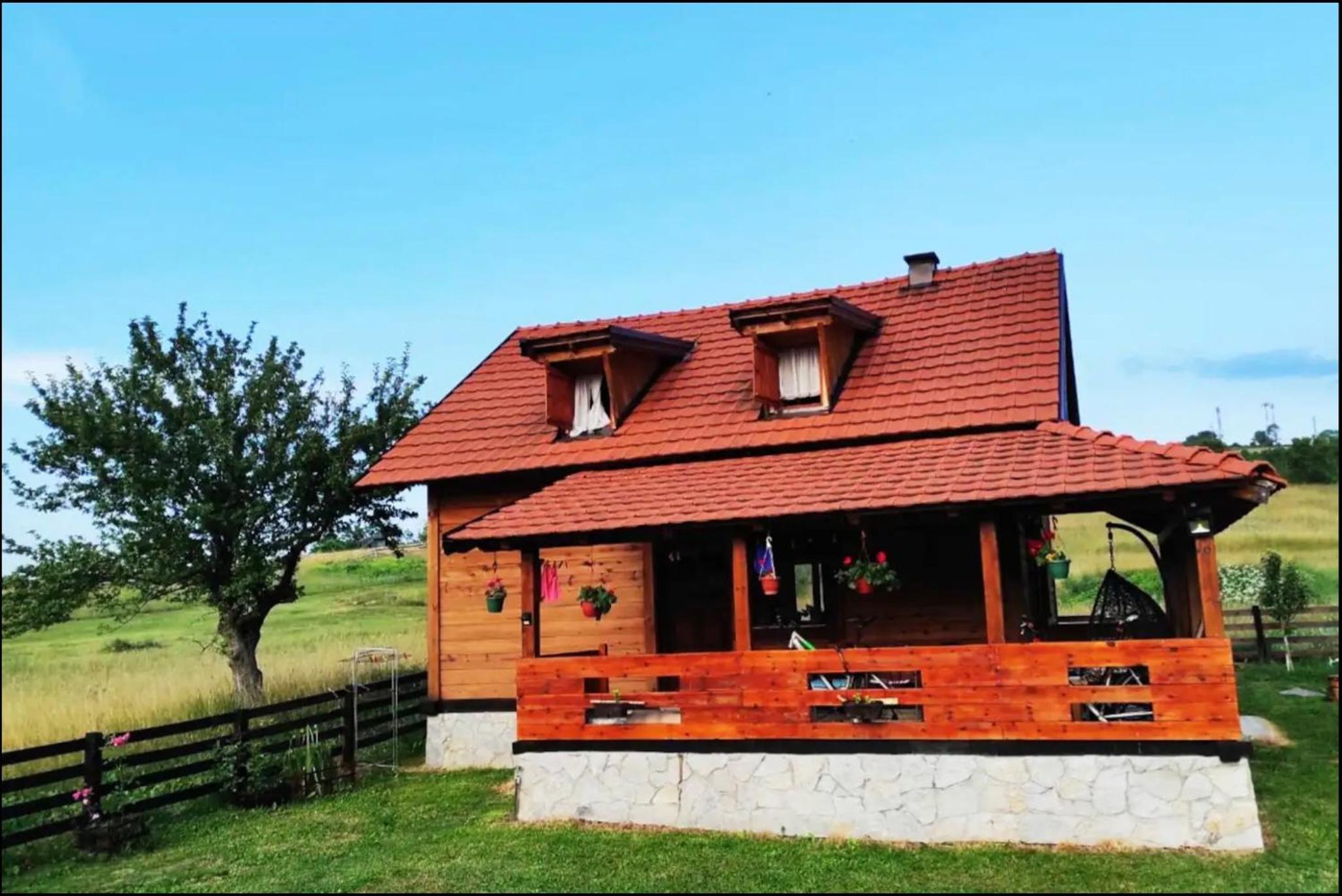 Kremanski čardak view 2