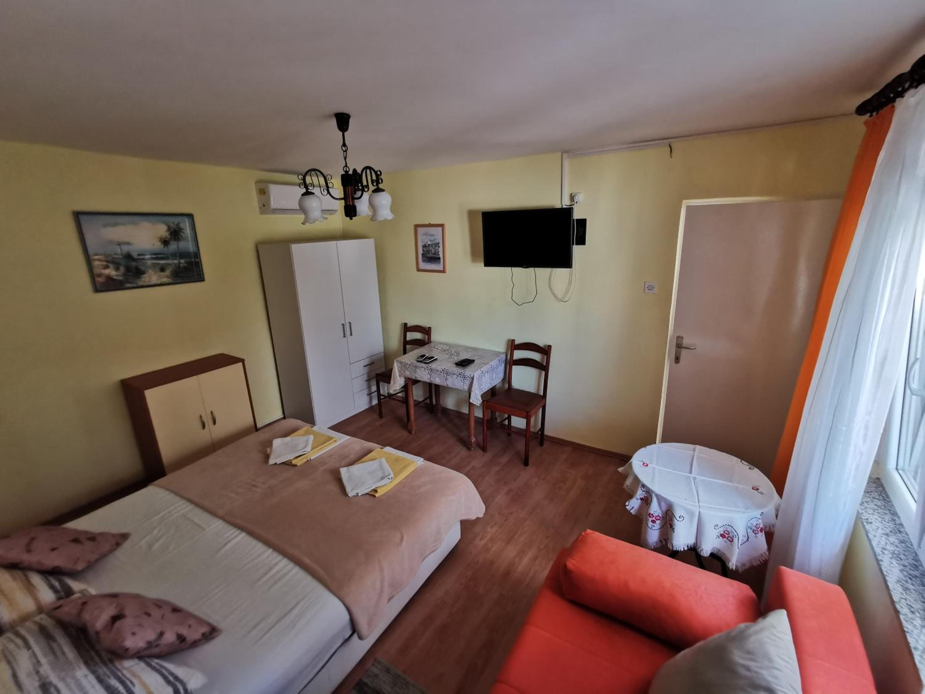 Studio Apartments Jasminka view 5