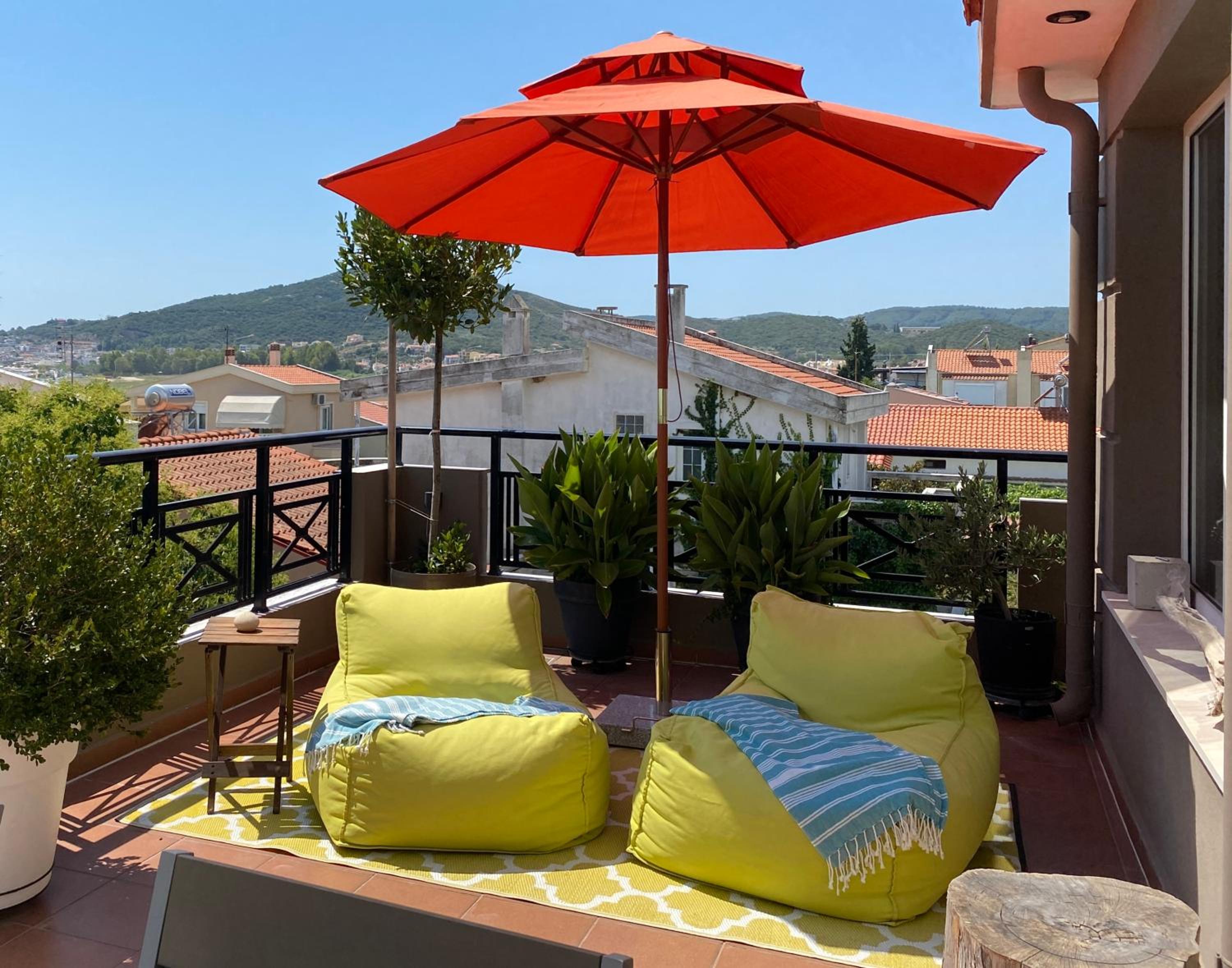 Nireon Apartment view 5