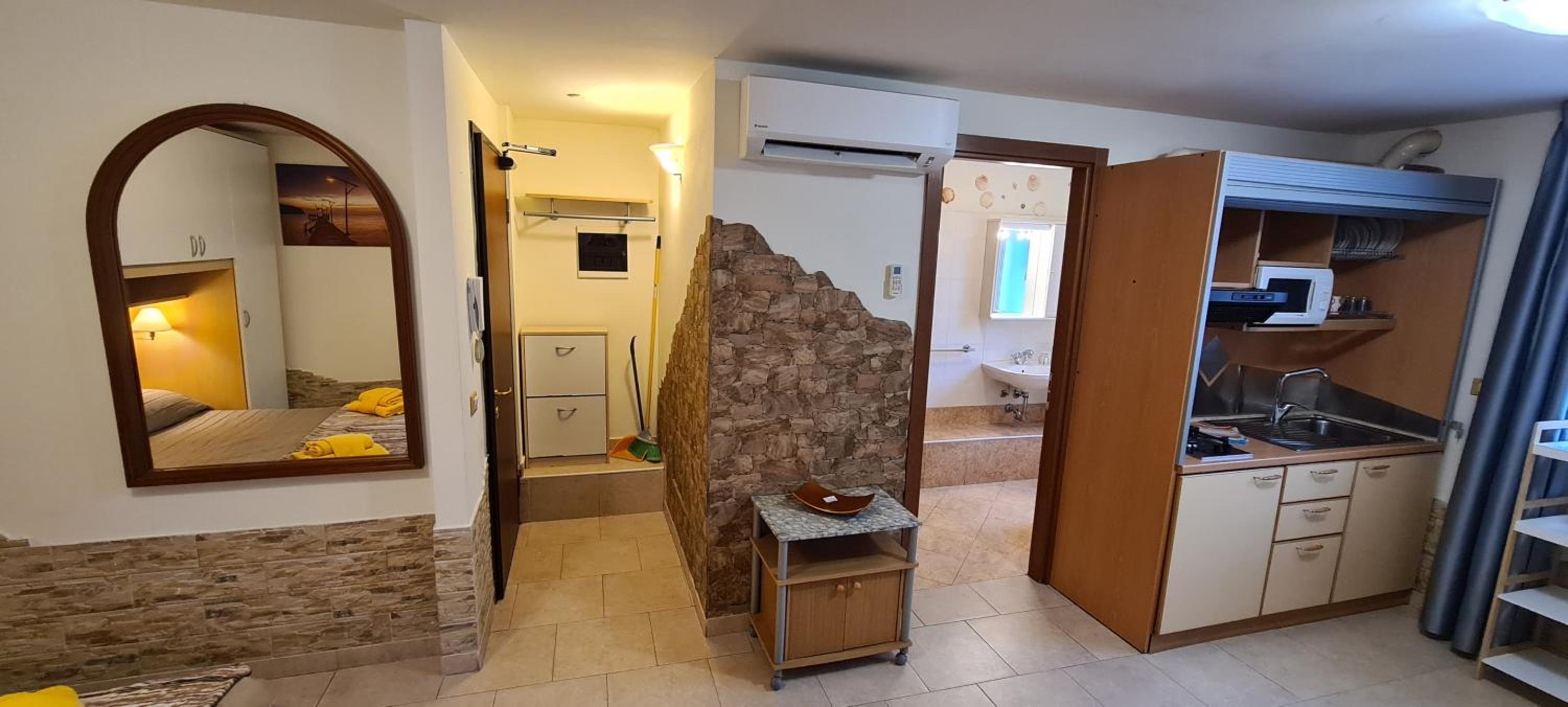 Residence La Villetta view 3