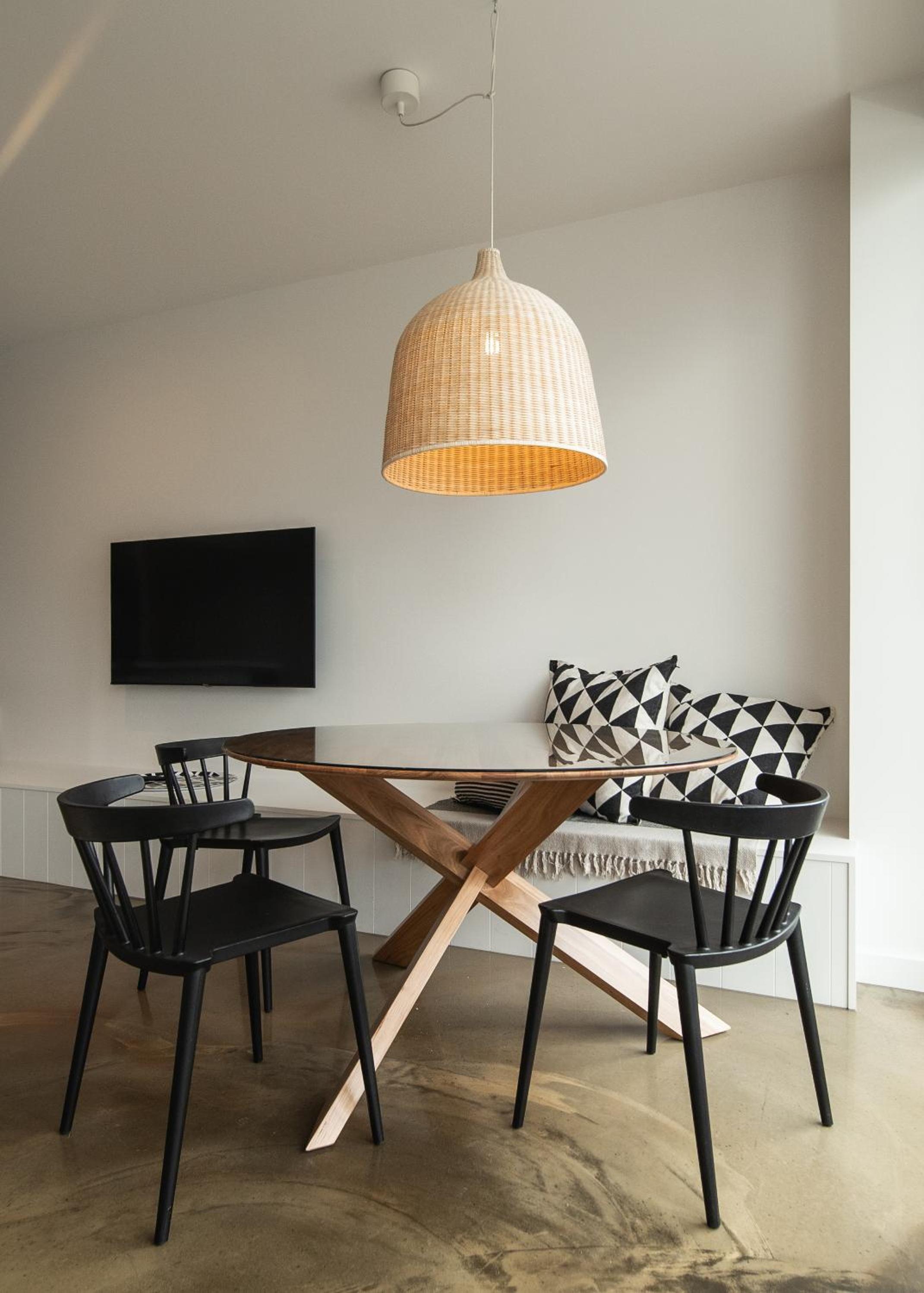Aquabelle Apartments
