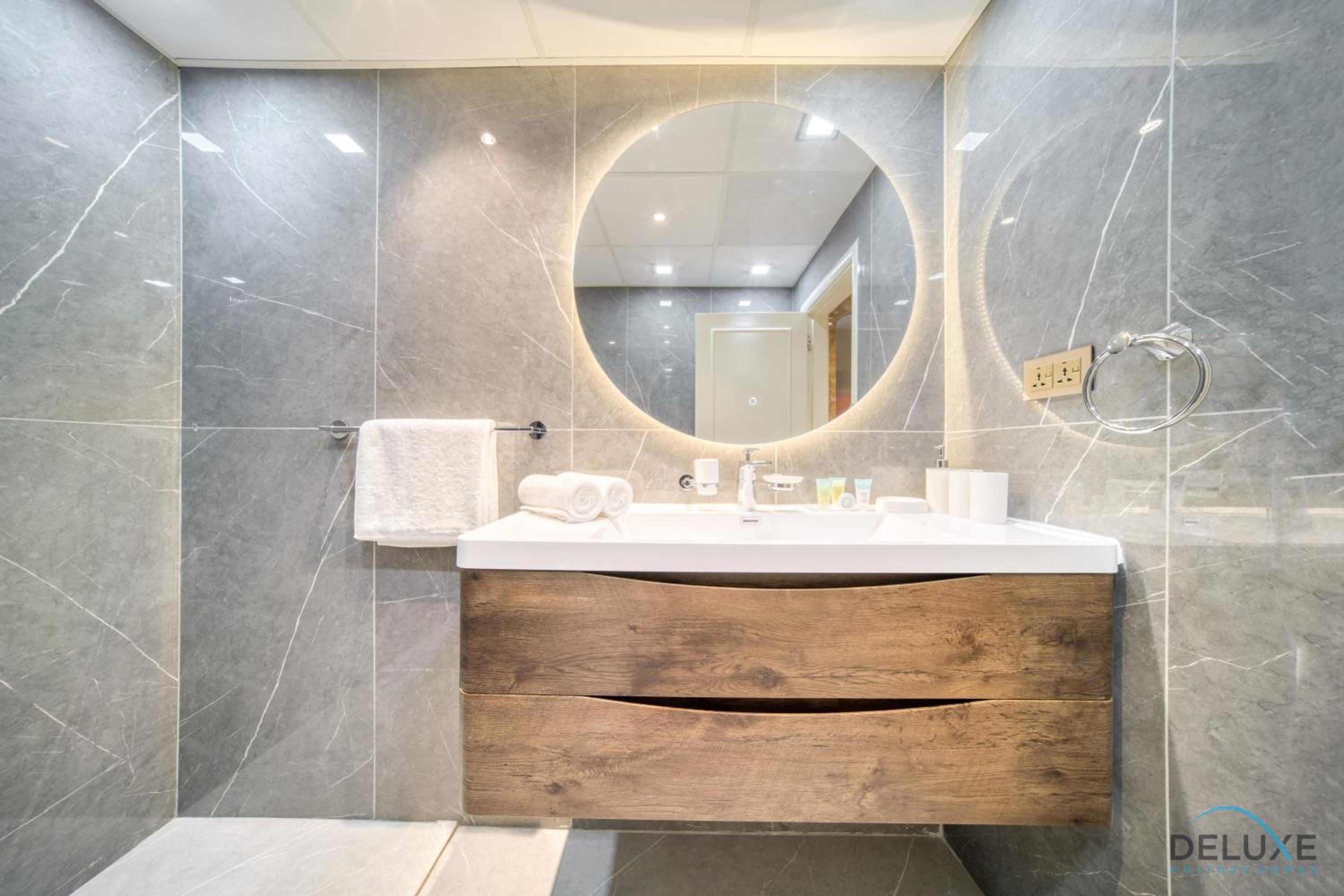 Ornate 2BR at Diamond Views 1, Jumeirah Village Circle by Deluxe Holiday Homes